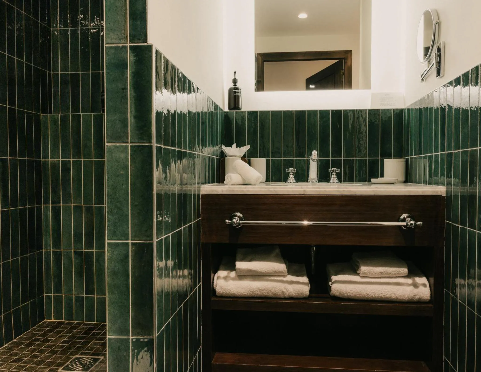 Photo of the whole room in Le Val Thorens, a Beaumier hotel