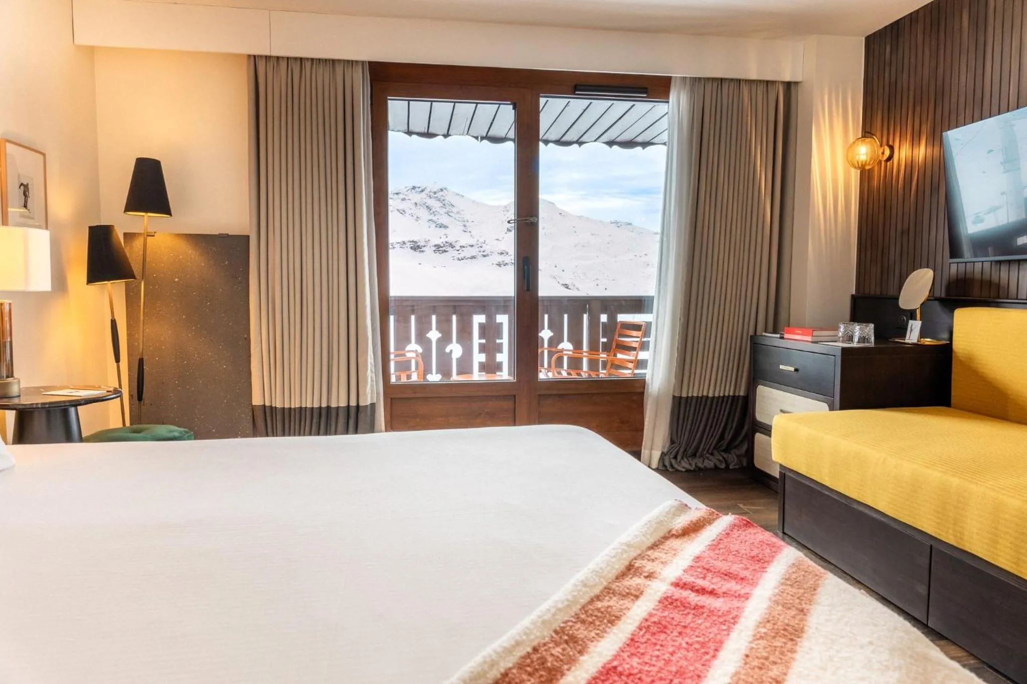 Photo of the whole room, Bed in Le Val Thorens, a Beaumier hotel