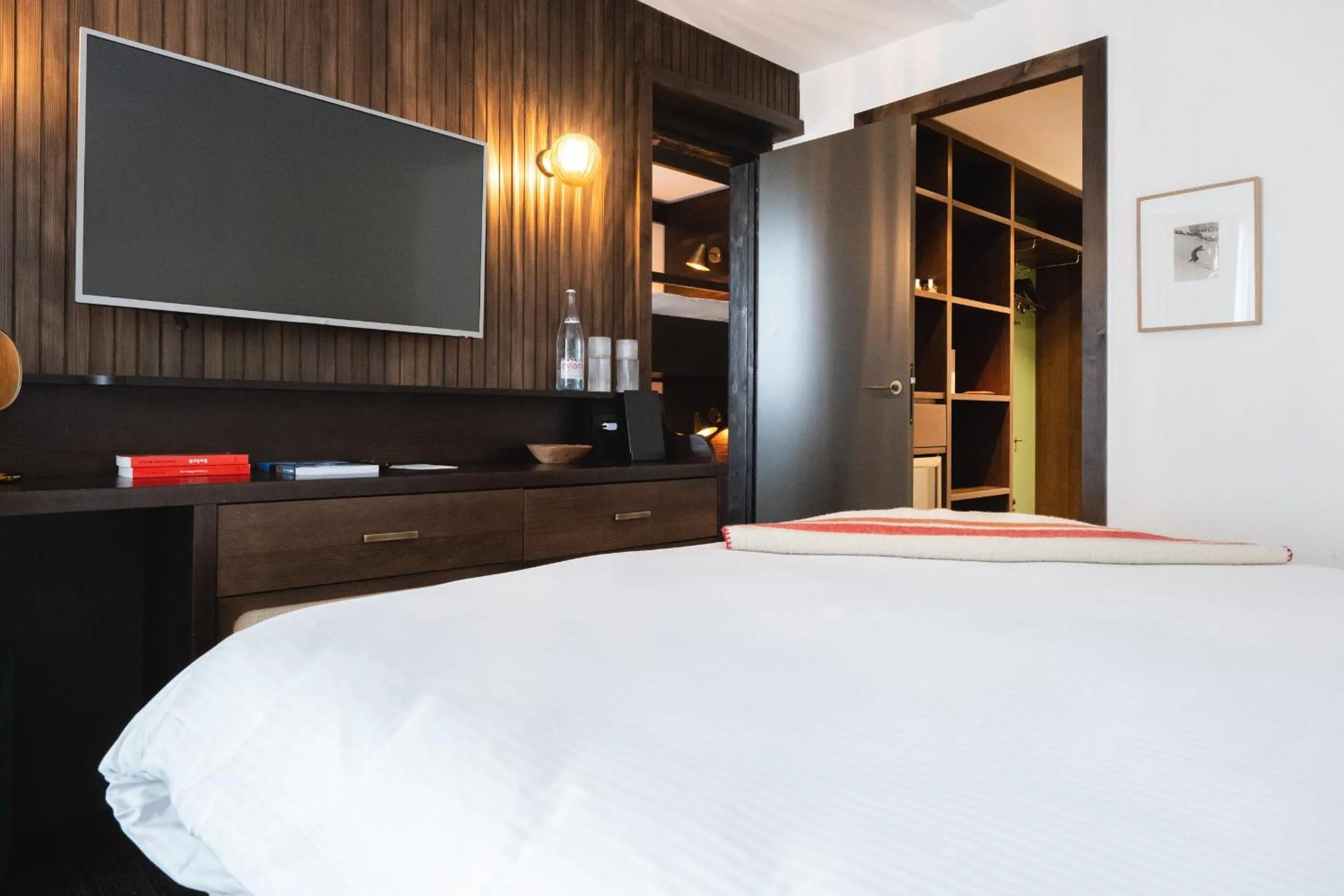 Photo of the whole room, Bed in Le Val Thorens, a Beaumier hotel