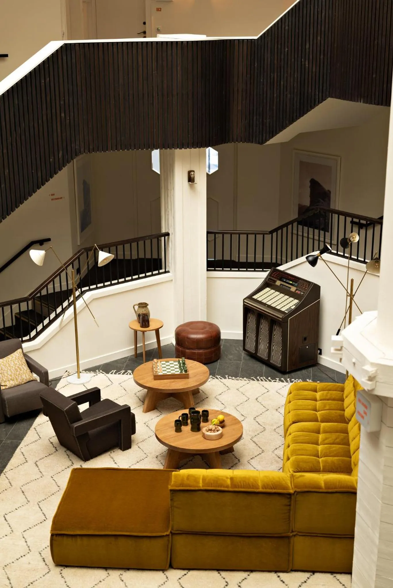 Lobby or reception in Le Val Thorens, a Beaumier hotel