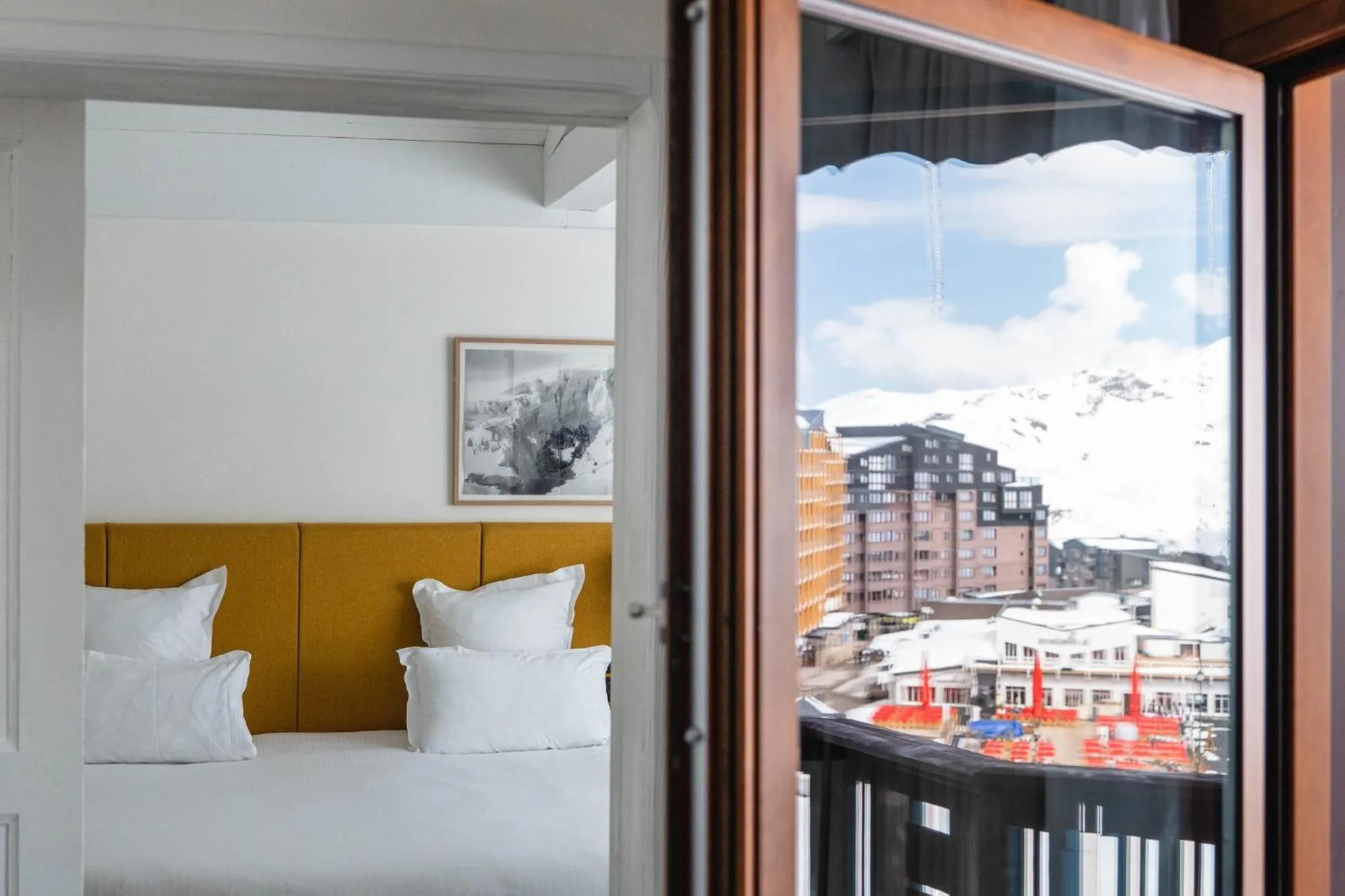 Photo of the whole room, Bed in Le Val Thorens, a Beaumier hotel
