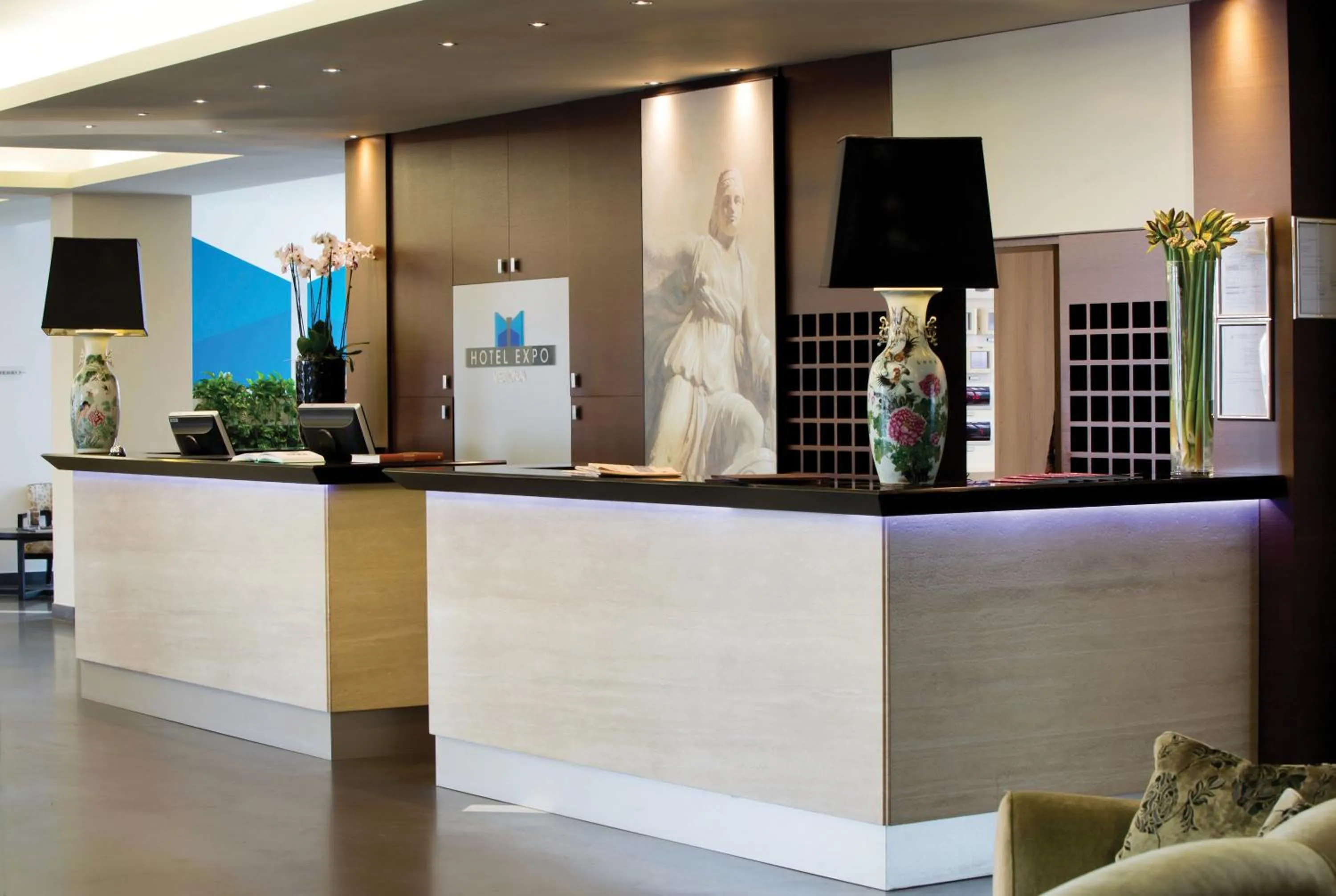 Lobby or reception in Best Western Plus Hotel Expo
