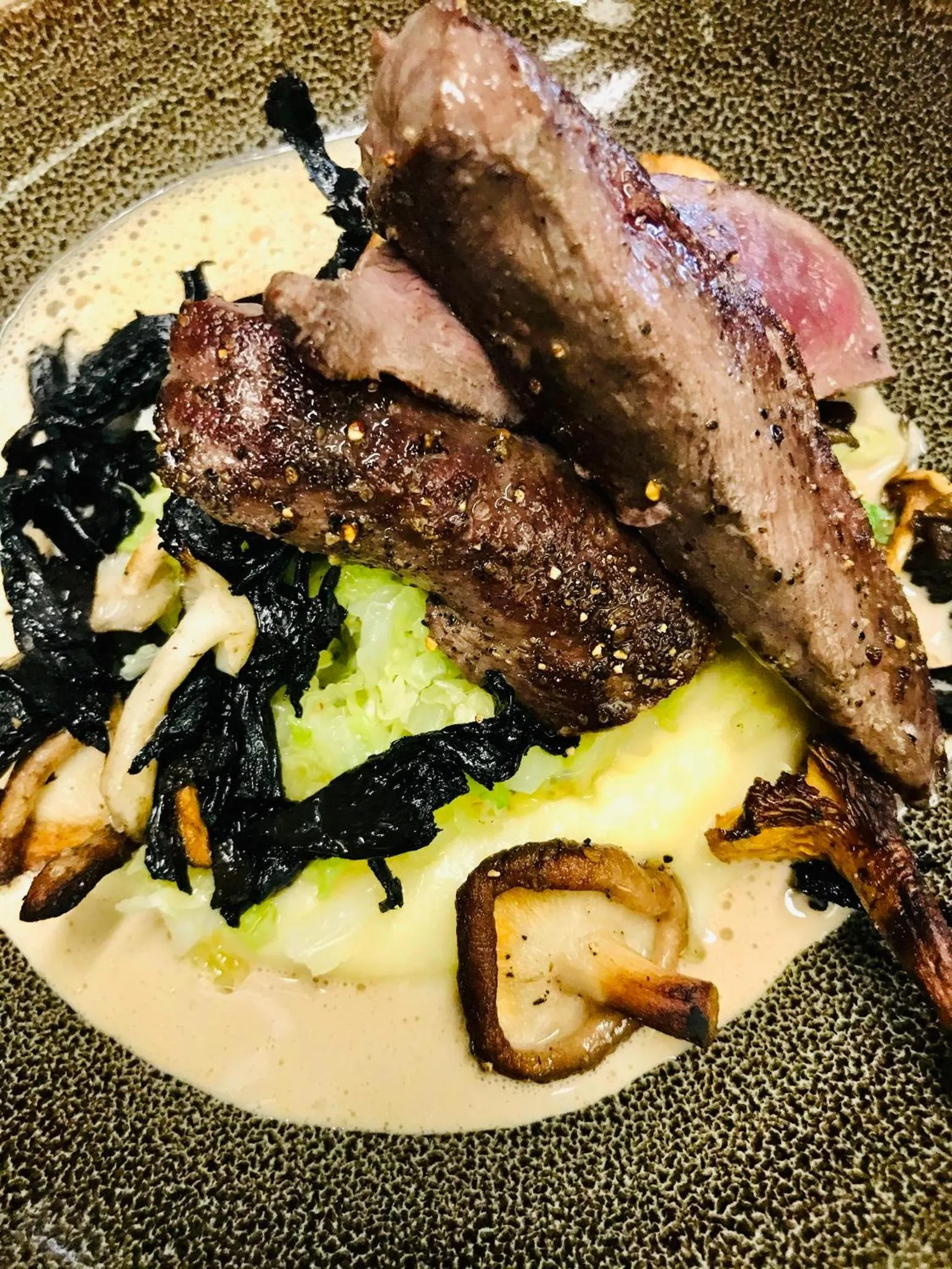 Restaurant/places to eat in Hotel Internos