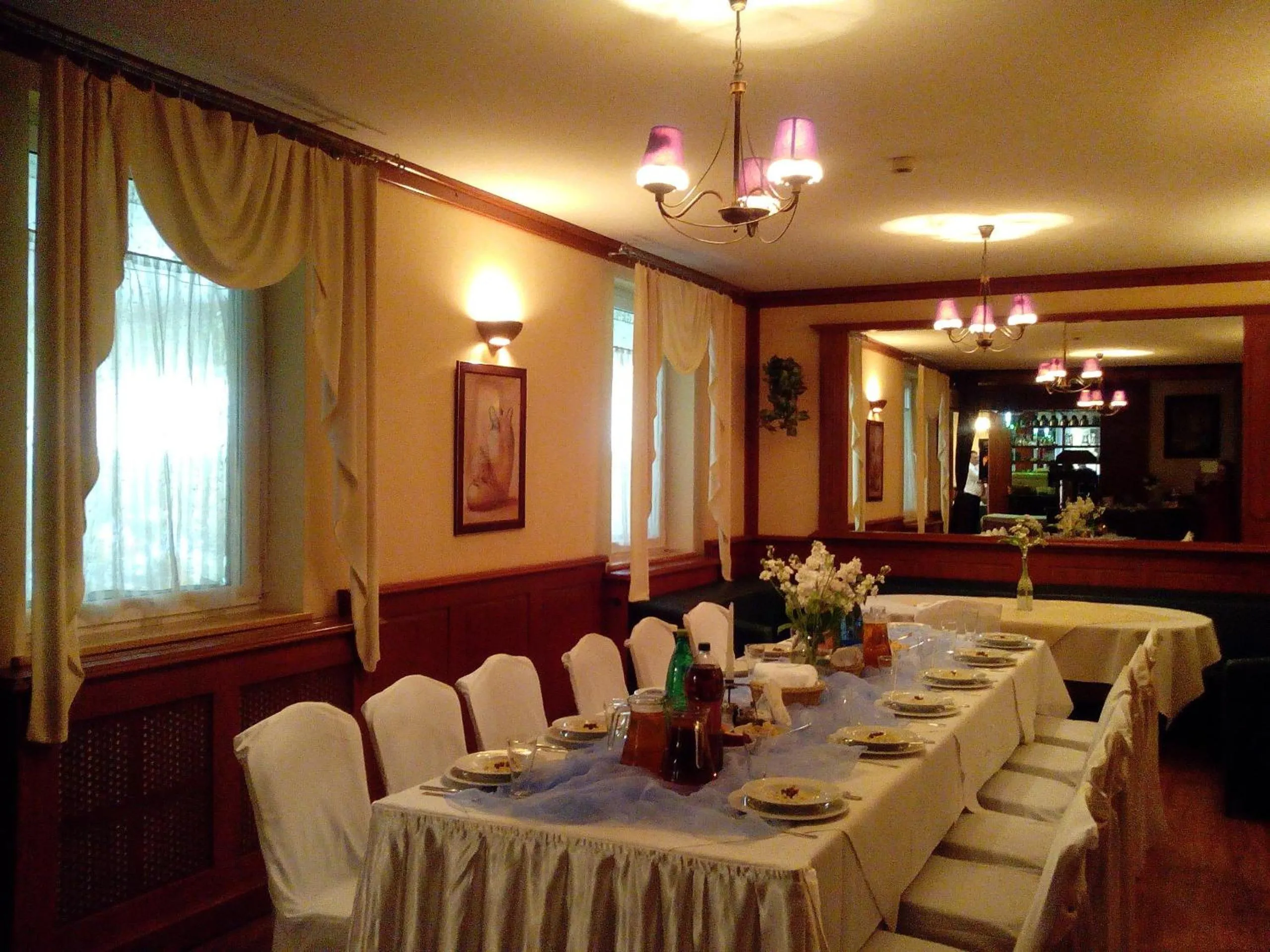 Restaurant/places to eat in Hotel pod Wierzba