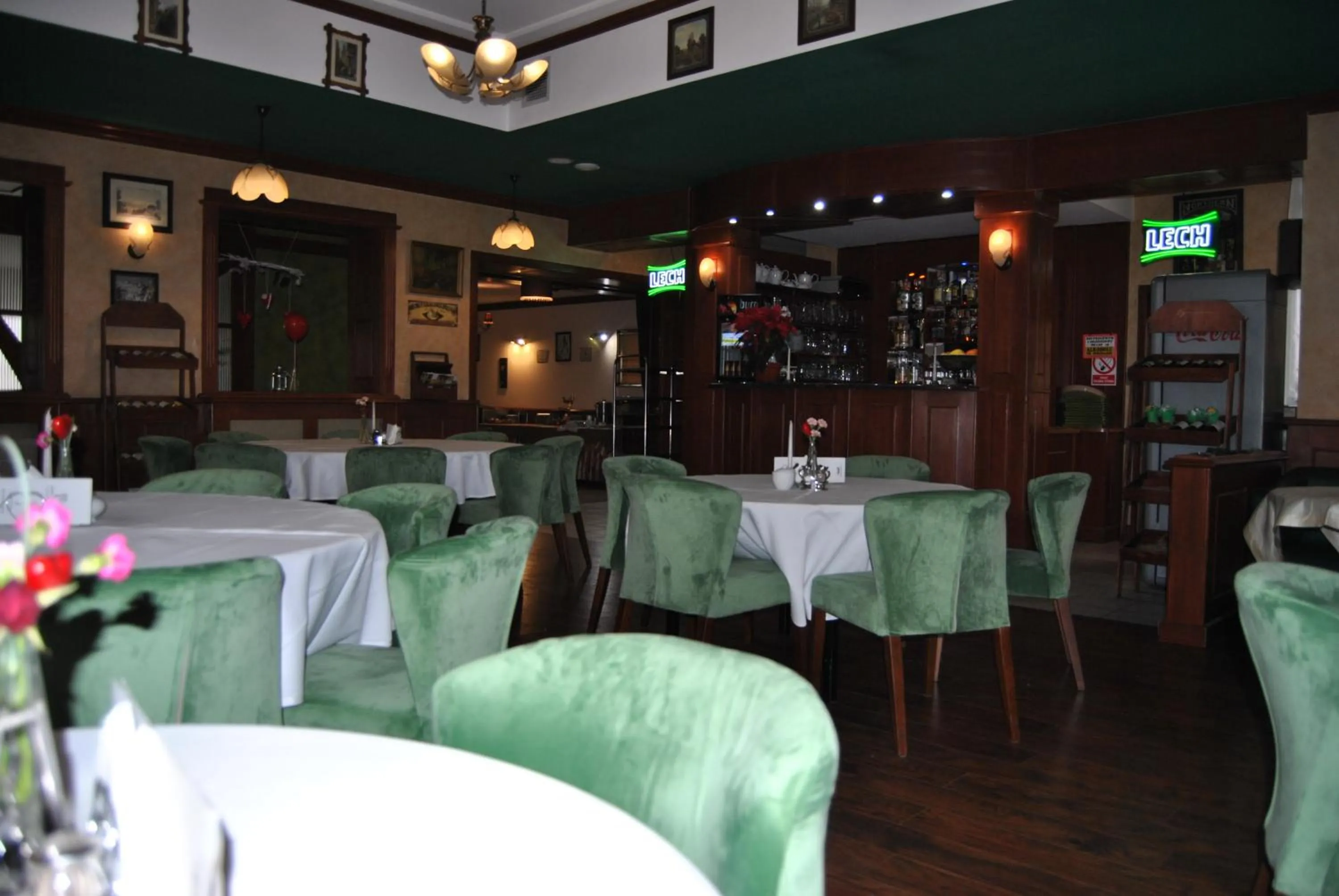 Restaurant/places to eat in Hotel pod Wierzba