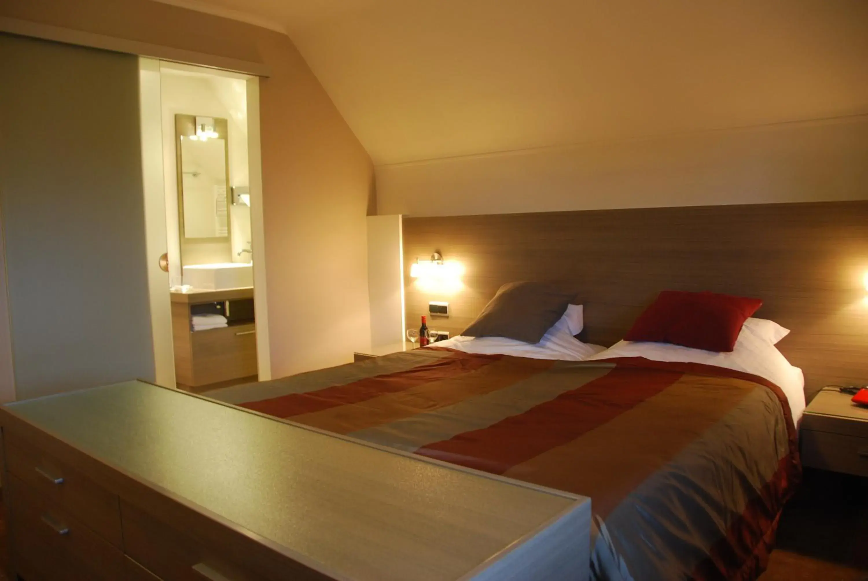 Deluxe Double or Twin Room in Hotel Rubens Deluxe Double or Twin Room in Hotel Rubens