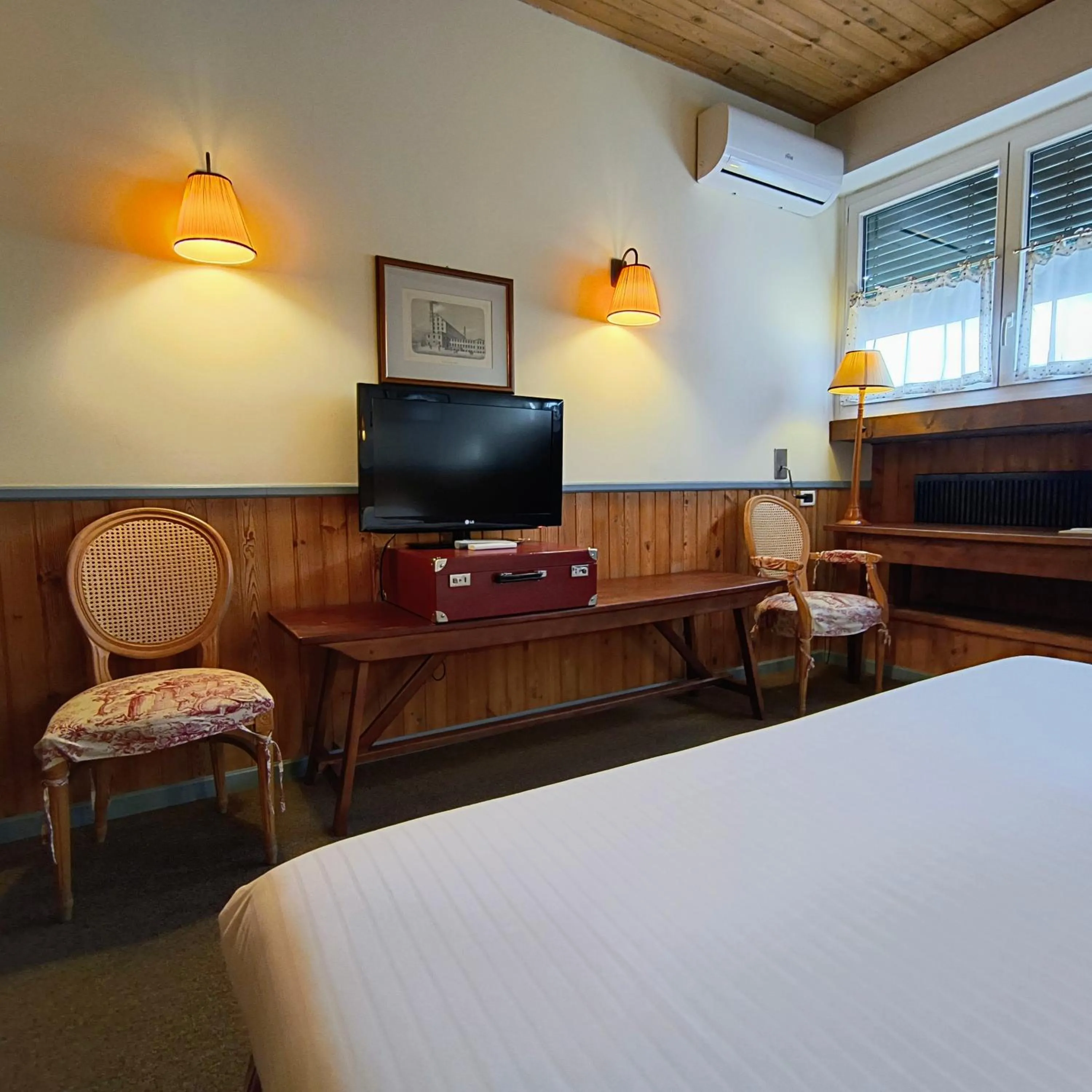 Bed in Hotel Miramonti