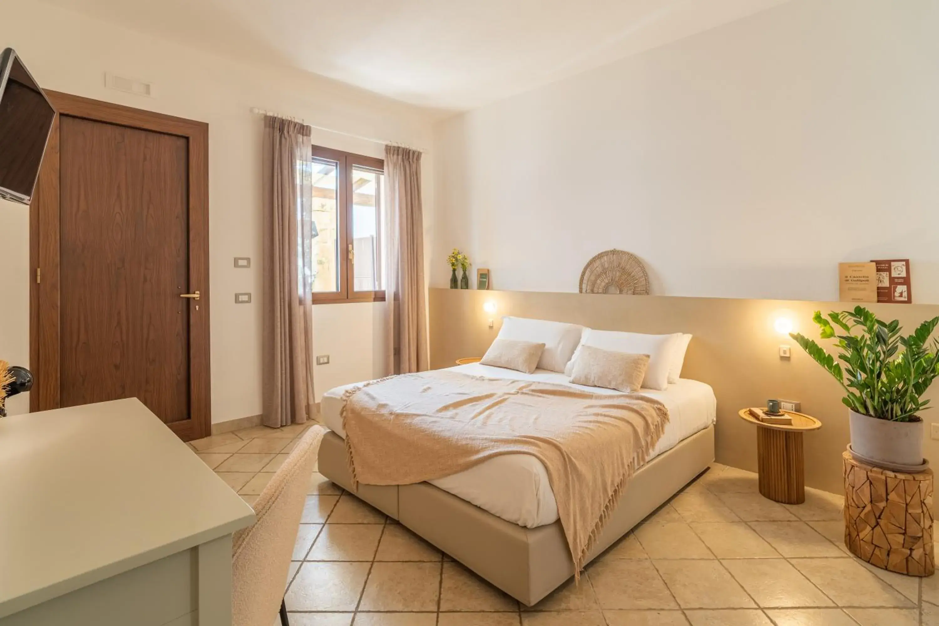 Superior Double Room in Mediterranea Residence Superior Double Room in Mediterranea Residence