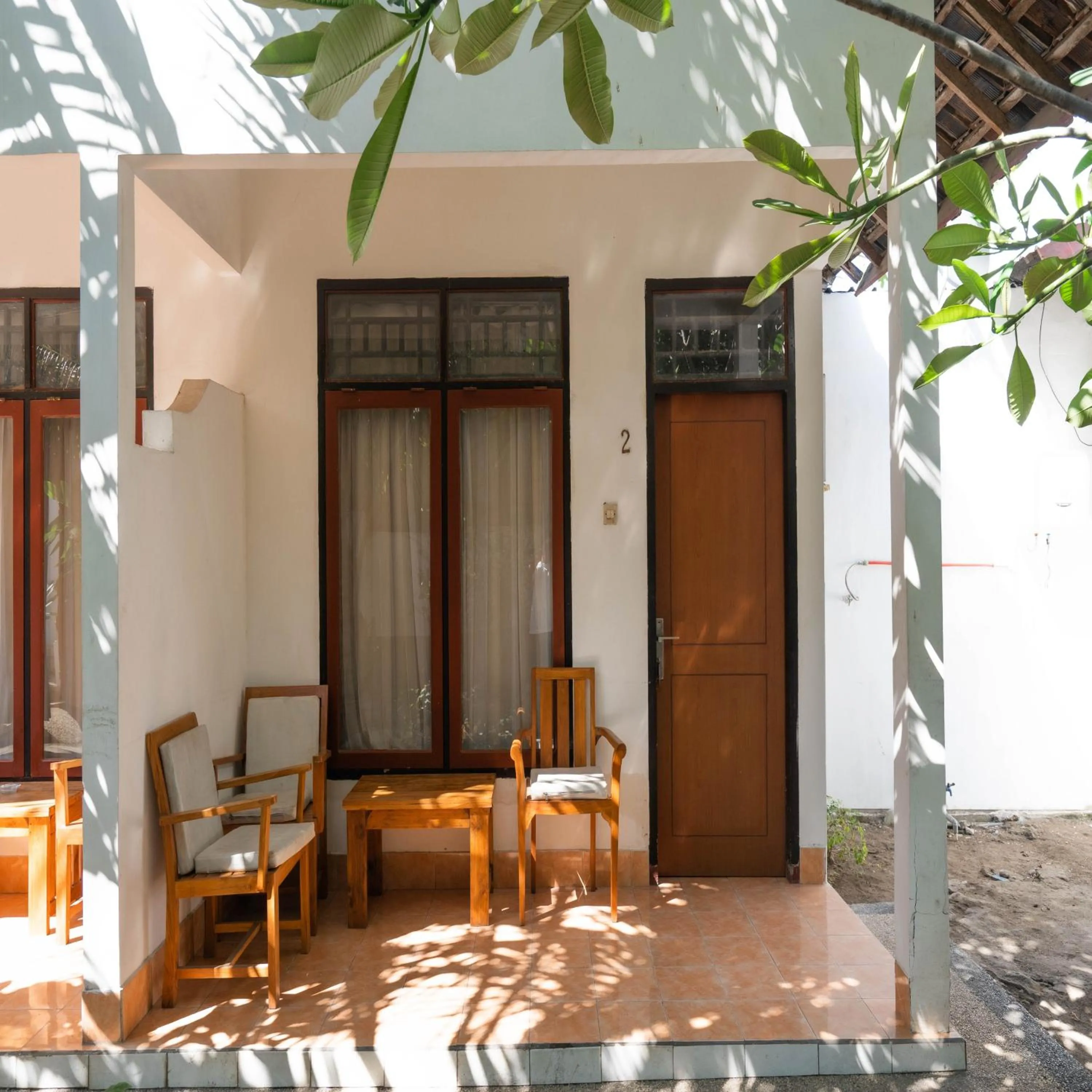 Seating area in RedDoorz at Ocean 2 Gili Trawangan