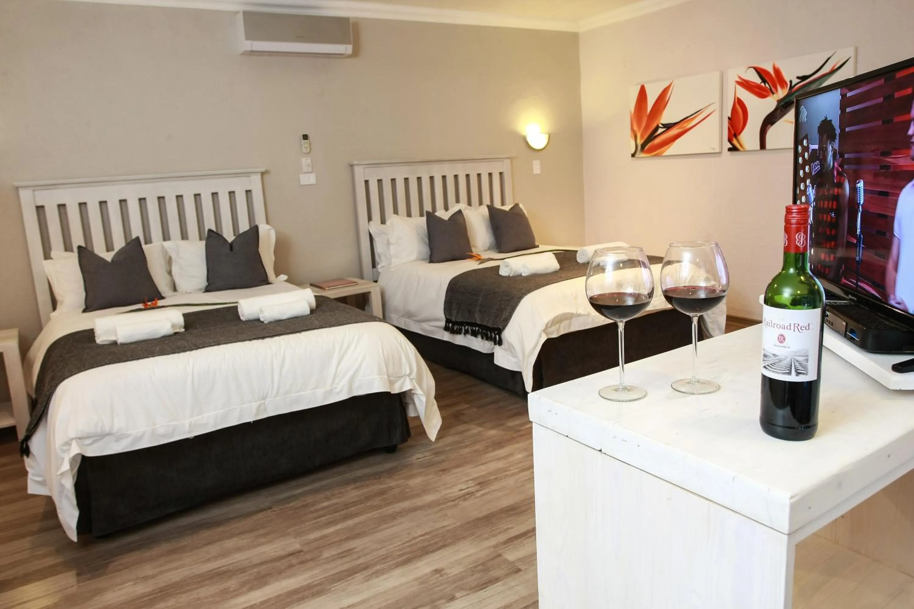 Bed in Woodlands Guest House