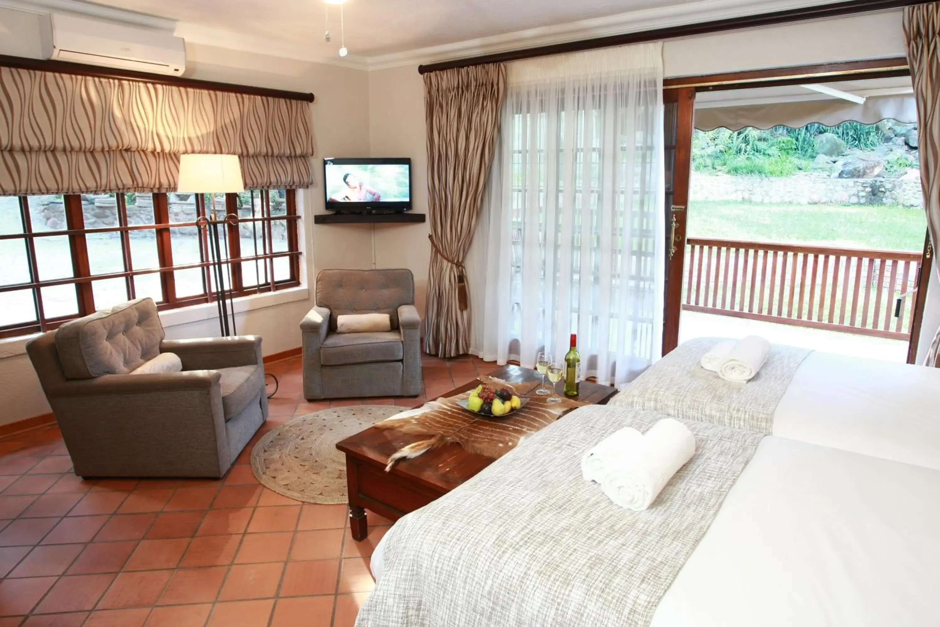 Twin/Double Room in Woodlands Guest House Twin/Double Room in Woodlands Guest House
