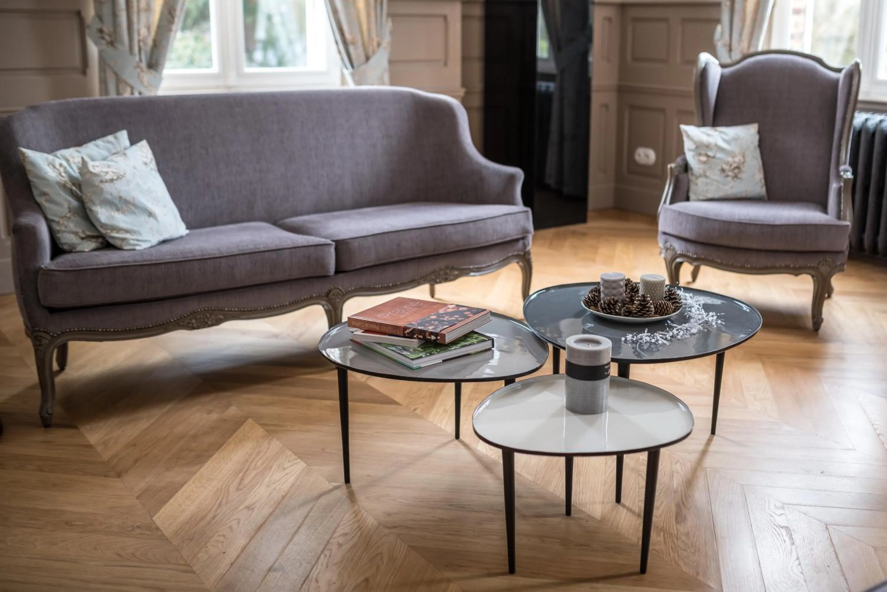 Area and facilities in Château de Montabert