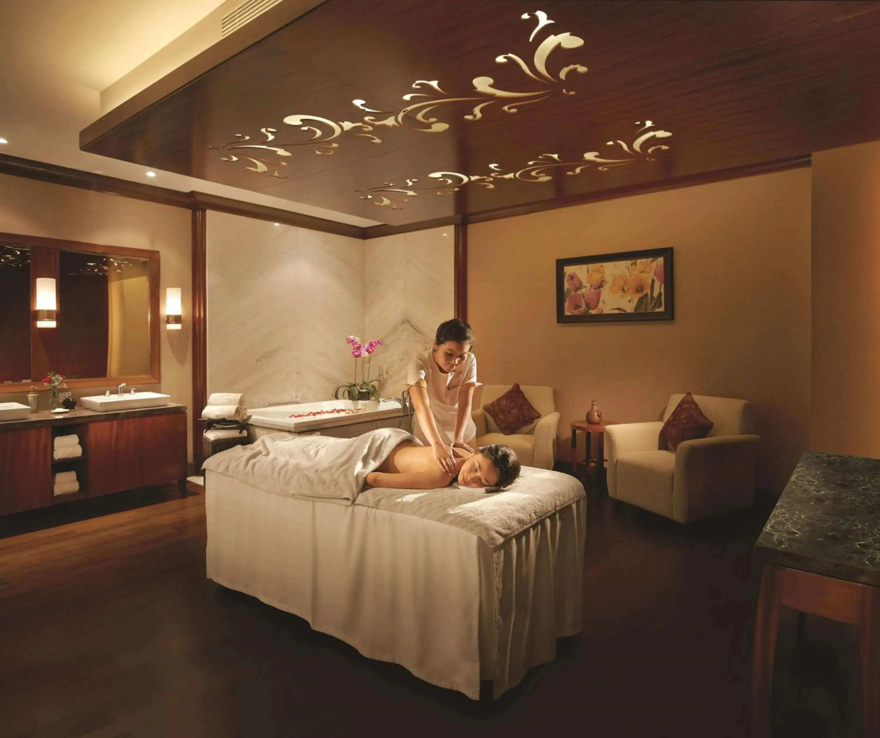 Spa and wellness centre/facilities, Bed in Shangri-La Jakarta Spa and wellness centre/facilities, Bed in Shangri-La Jakarta