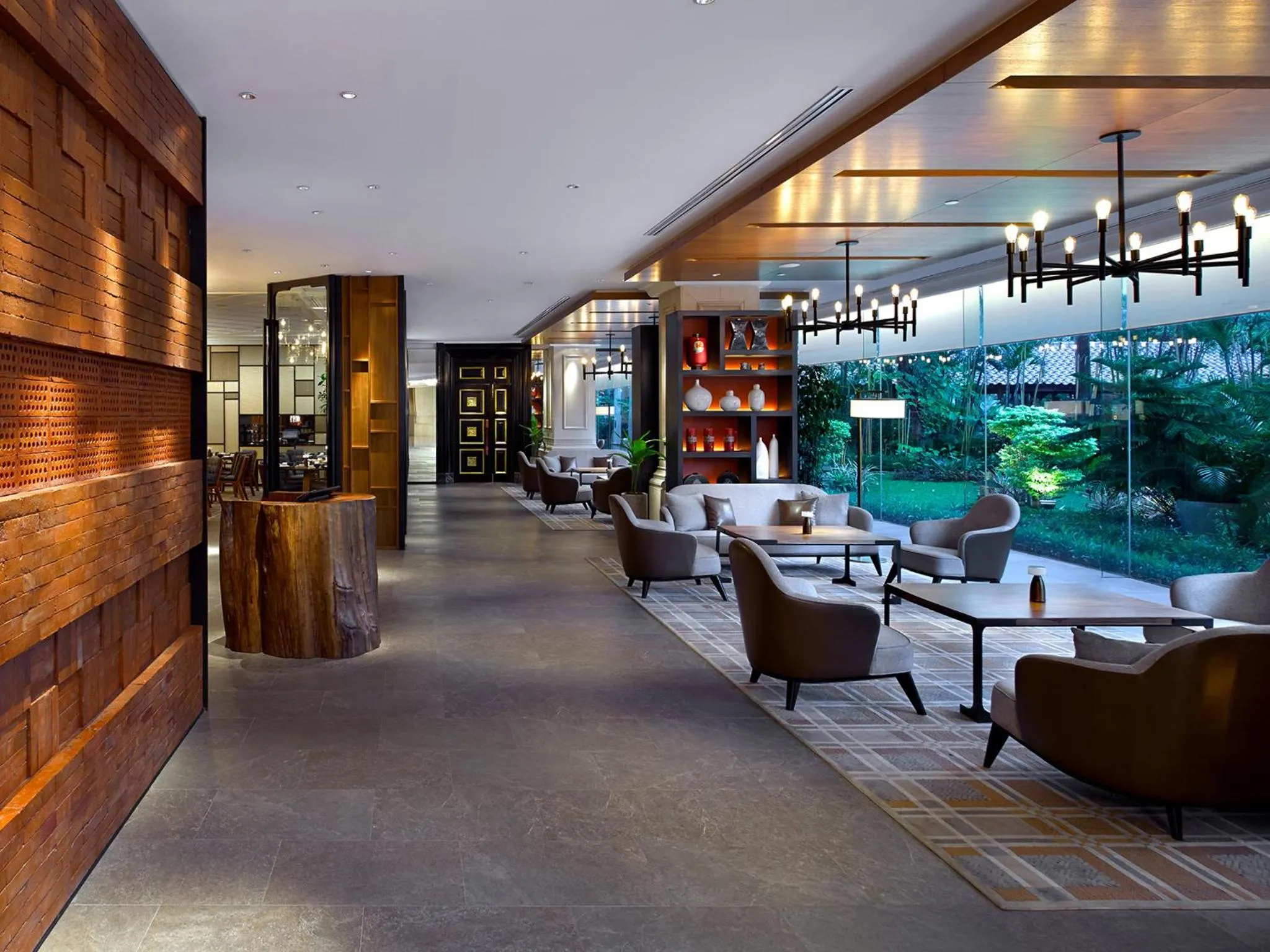 Restaurant/places to eat in Shangri-La Jakarta