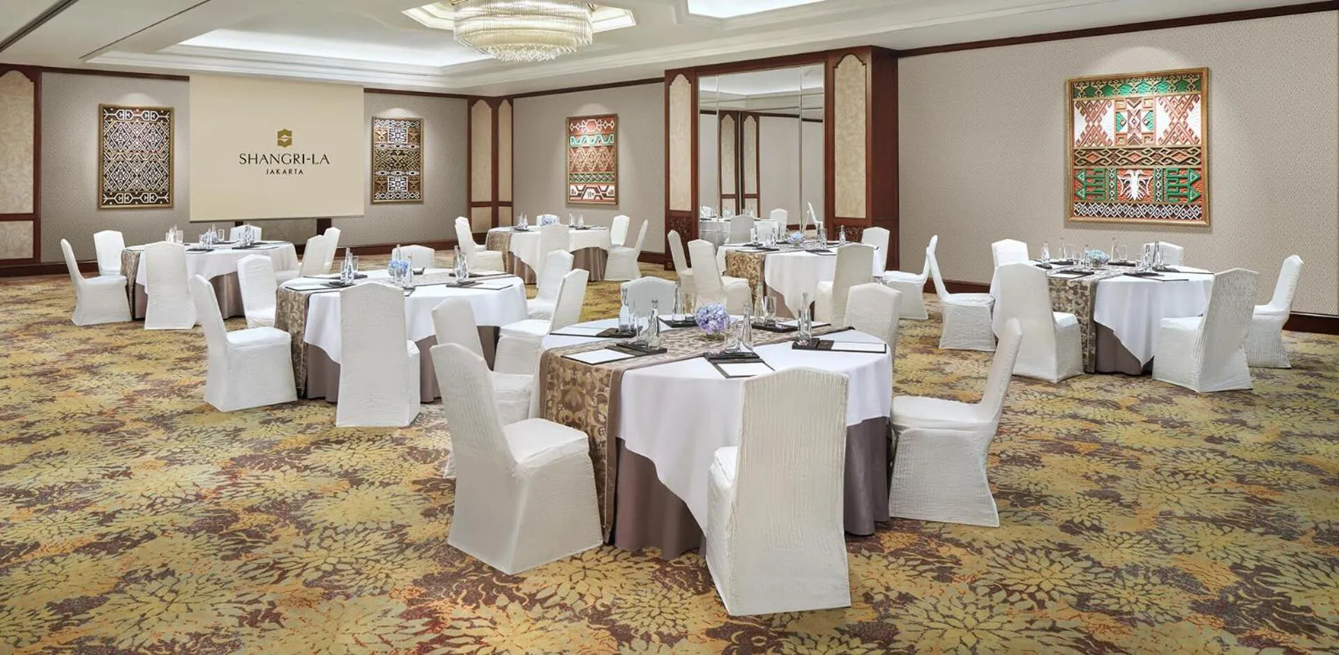 Meeting/conference room in Shangri-La Jakarta