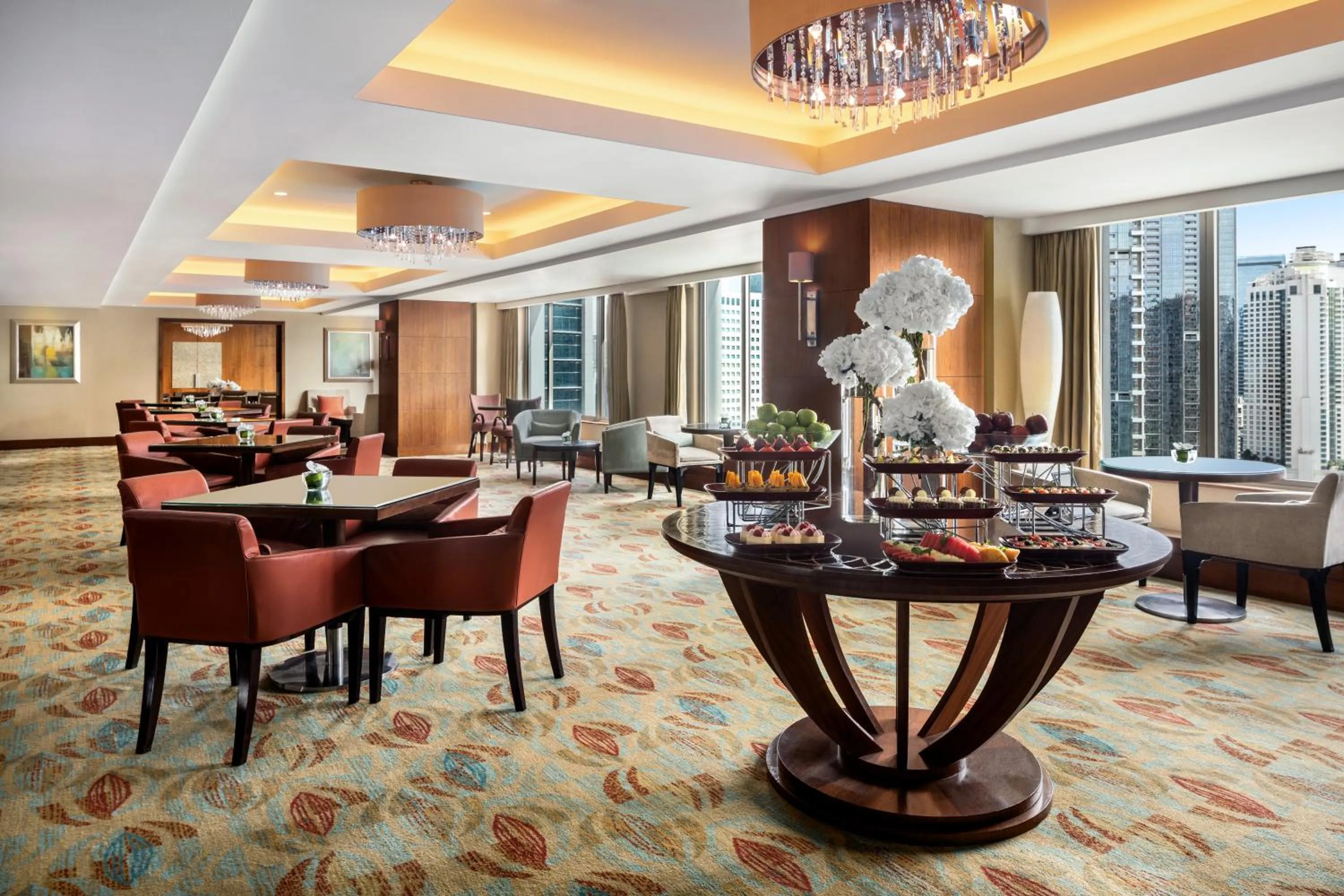 Lounge or bar in Shangri-La Jakarta