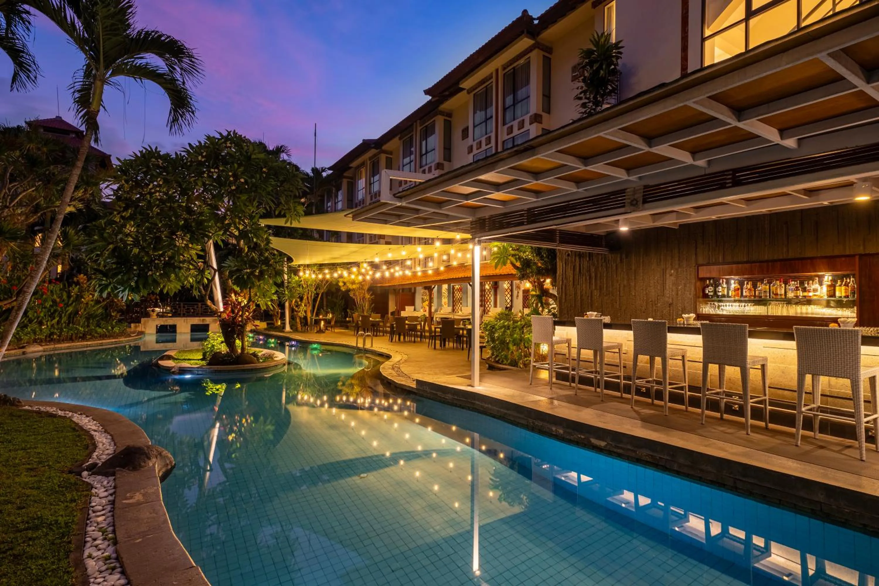 Lounge or bar in Prime Plaza Hotel Sanur – Bali