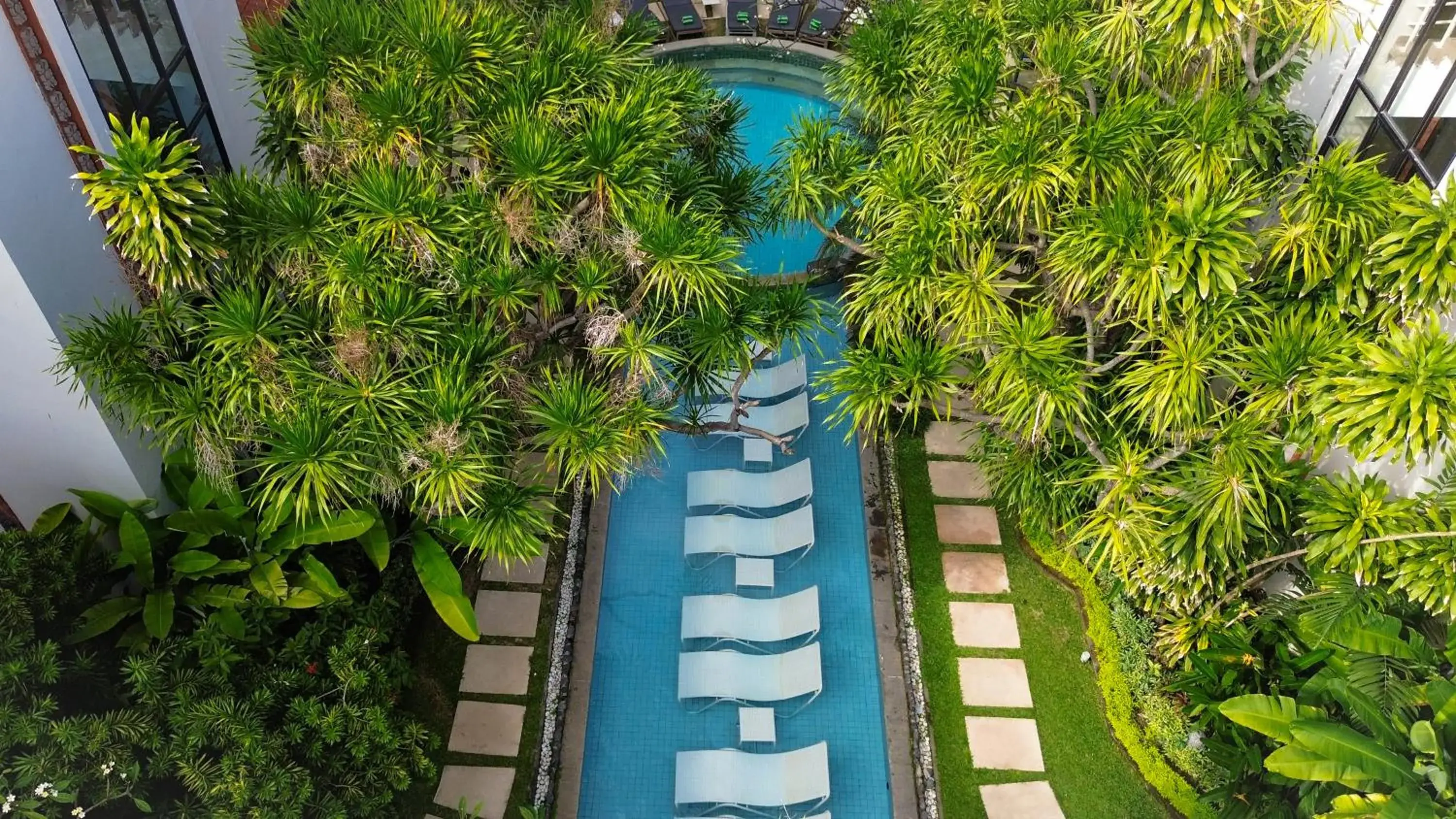 Swimming pool in Prime Plaza Hotel Sanur – Bali Swimming pool in Prime Plaza Hotel Sanur – Bali