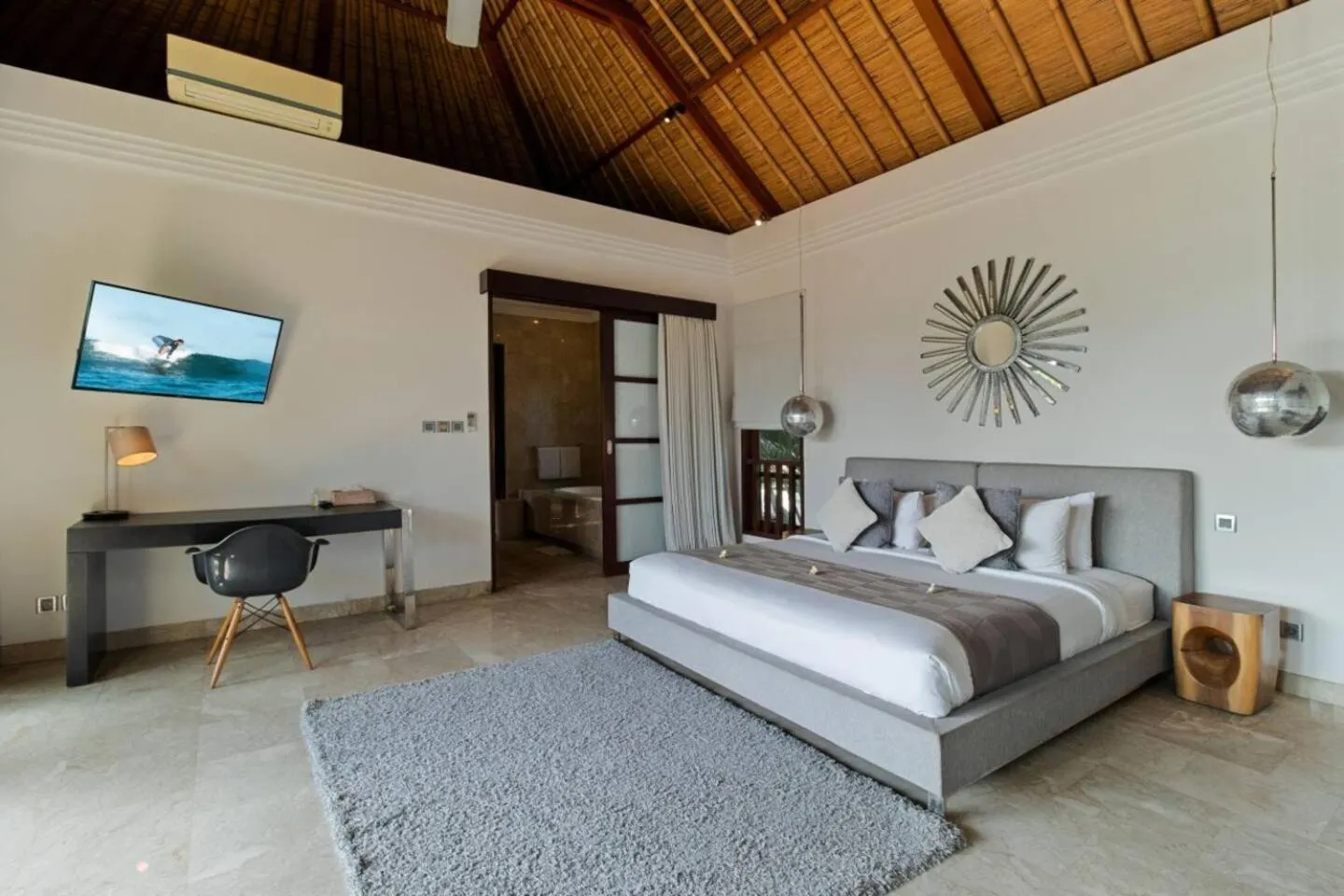 Bed in The Residence Seminyak