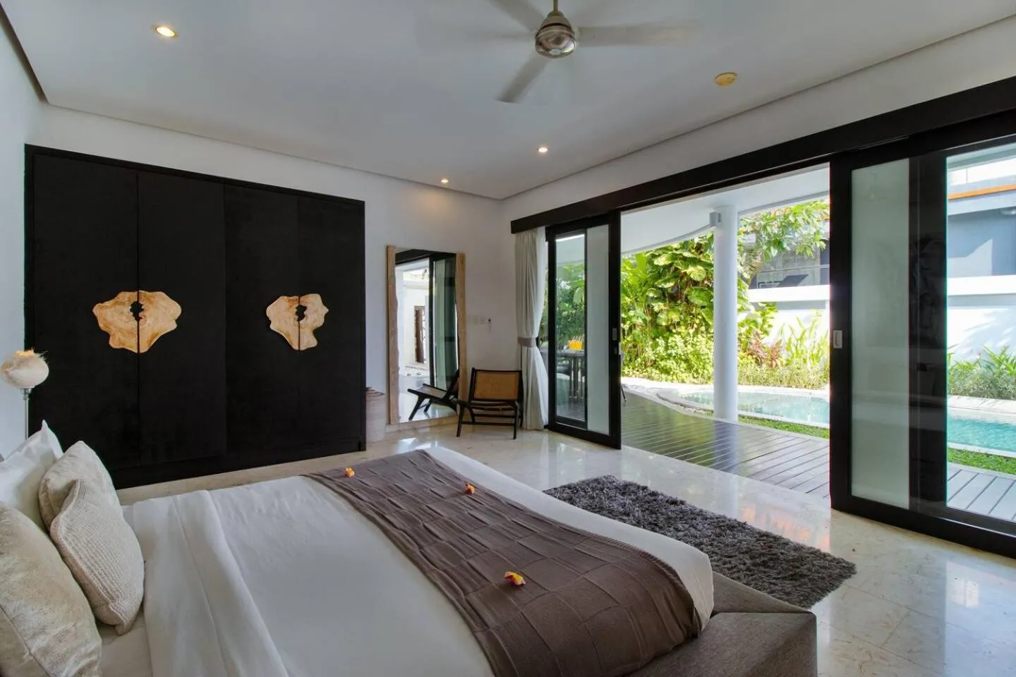 Bed in The Residence Seminyak