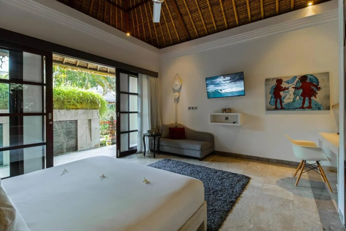 Bed in The Residence Seminyak