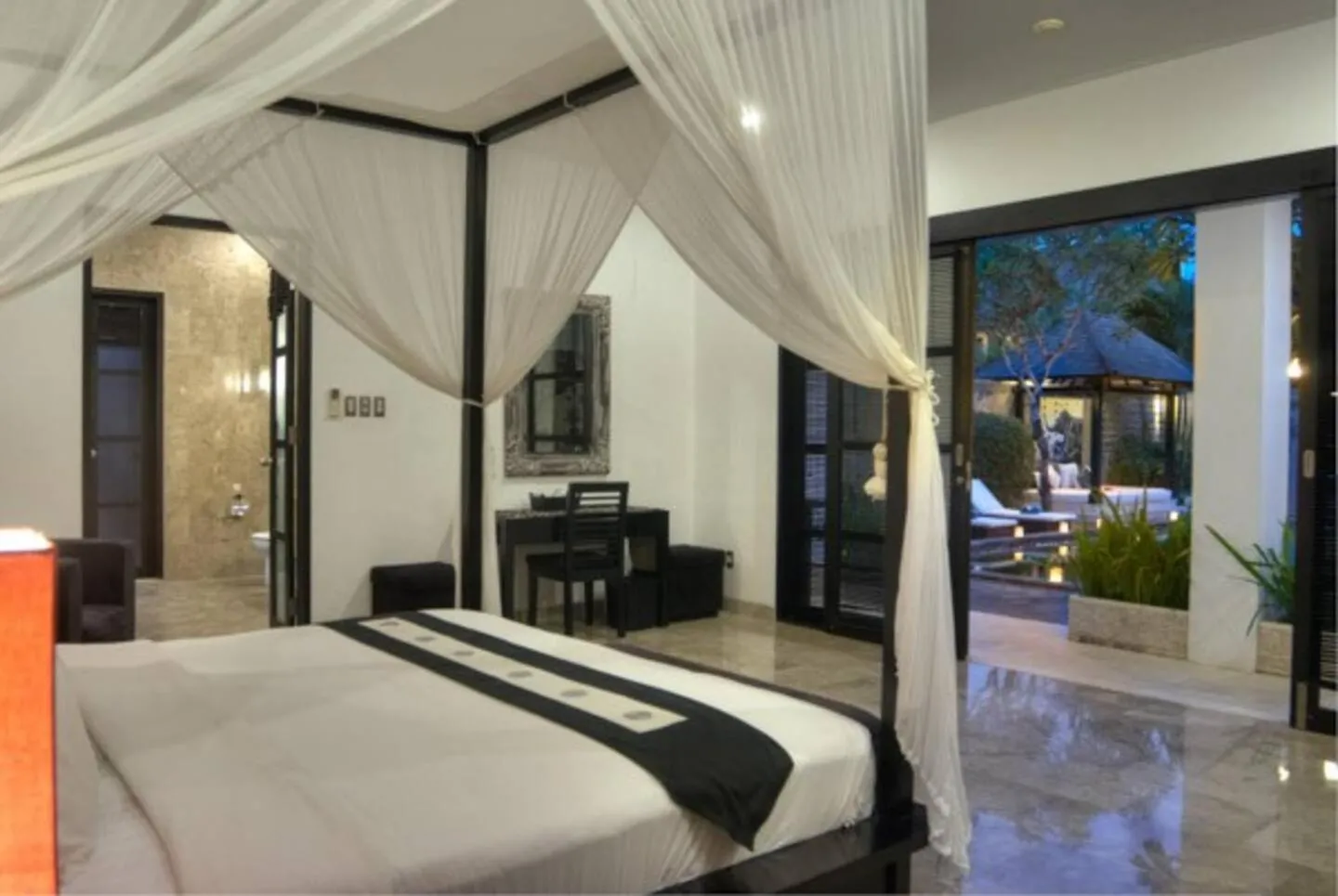Bed in The Residence Seminyak