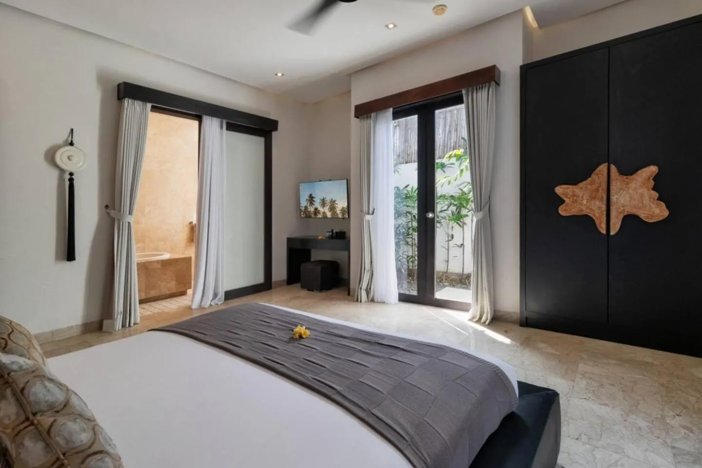 Bed in The Residence Seminyak