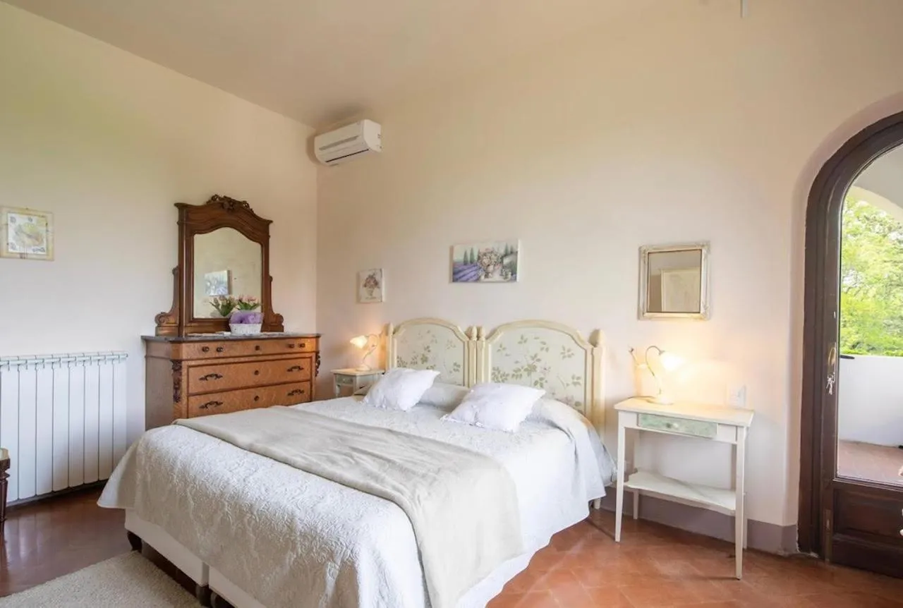 Bed in Villa Albertina