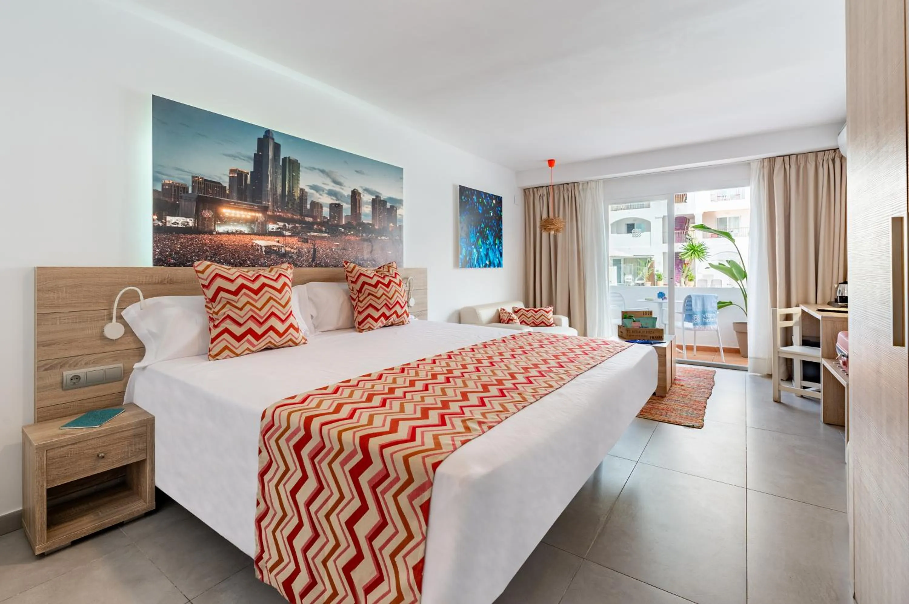 Photo of the whole room, Bed in Hotel Vibra Bossa Flow - Adults only