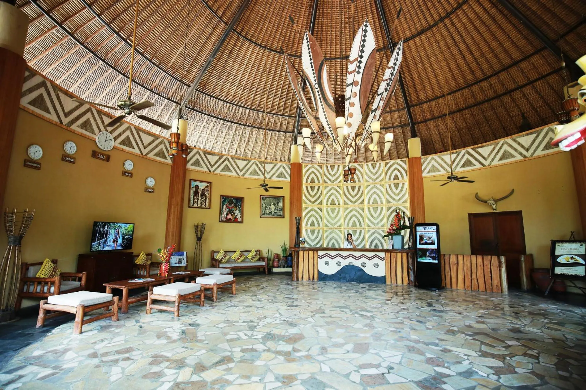 Lobby or reception in Mara River Safari Lodge Bali
