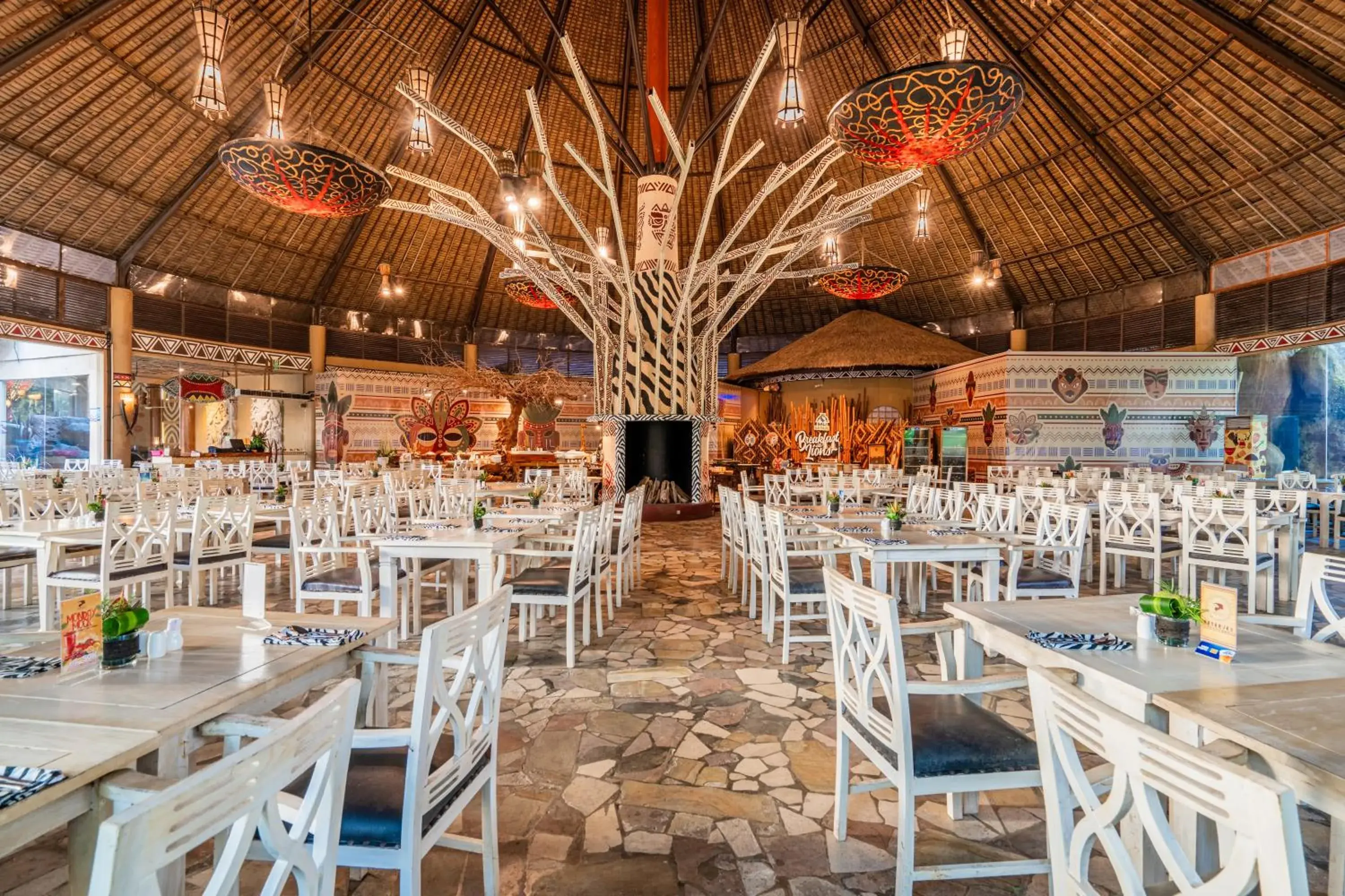 Restaurant/places to eat in Mara River Safari Lodge Bali Restaurant/places to eat in Mara River Safari Lodge Bali