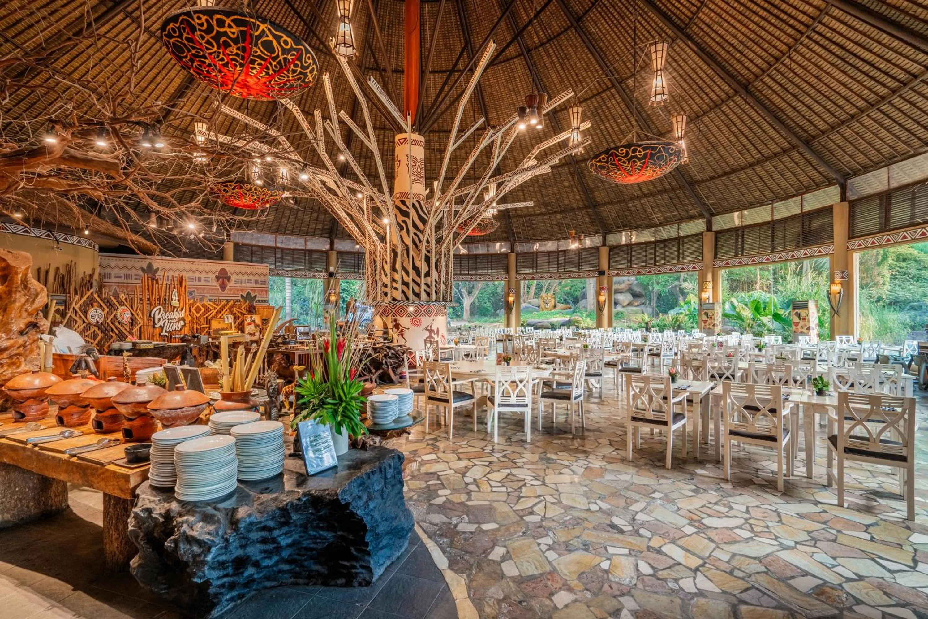 Restaurant/places to eat in Mara River Safari Lodge Bali