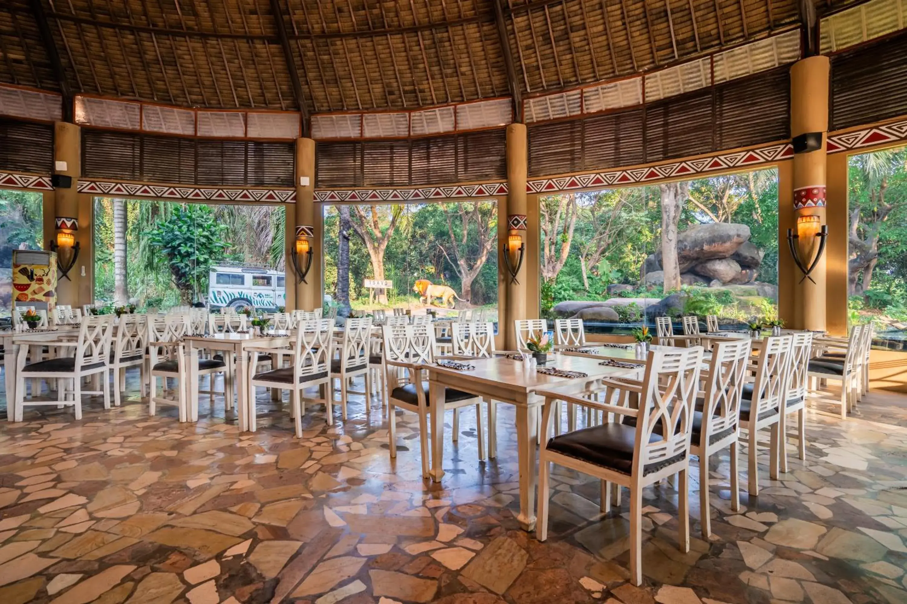 Restaurant/places to eat in Mara River Safari Lodge Bali Restaurant/places to eat in Mara River Safari Lodge Bali