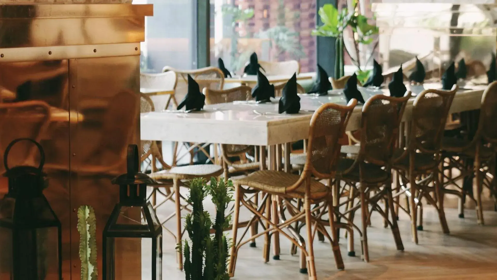 Restaurant/places to eat in Akmani Hotel Jakarta Restaurant/places to eat in Akmani Hotel Jakarta