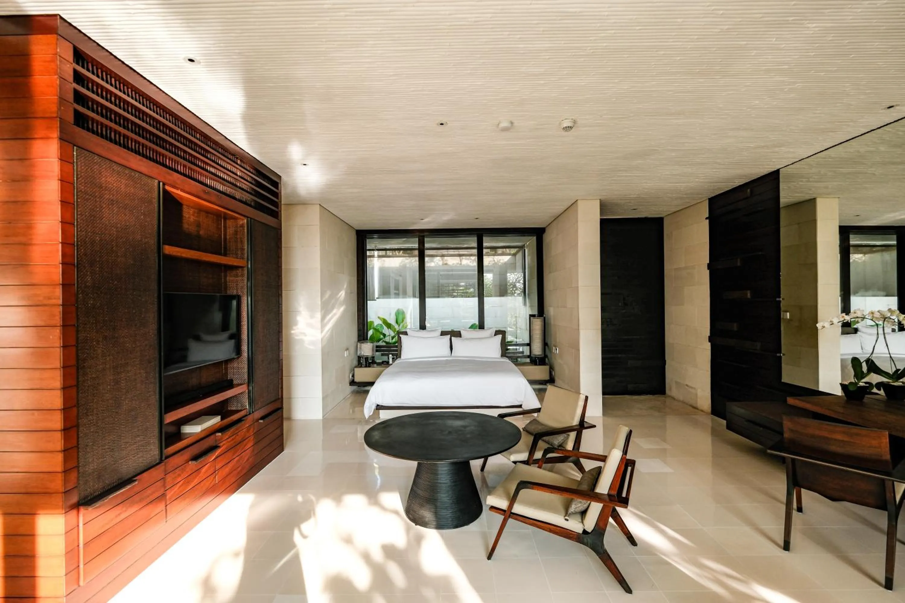 Bed in Alila Villas Uluwatu