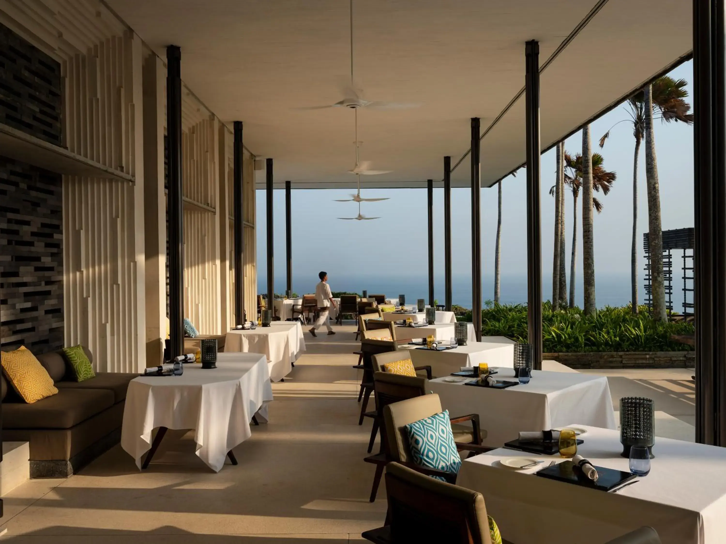 Restaurant/places to eat in Alila Villas Uluwatu Restaurant/places to eat in Alila Villas Uluwatu