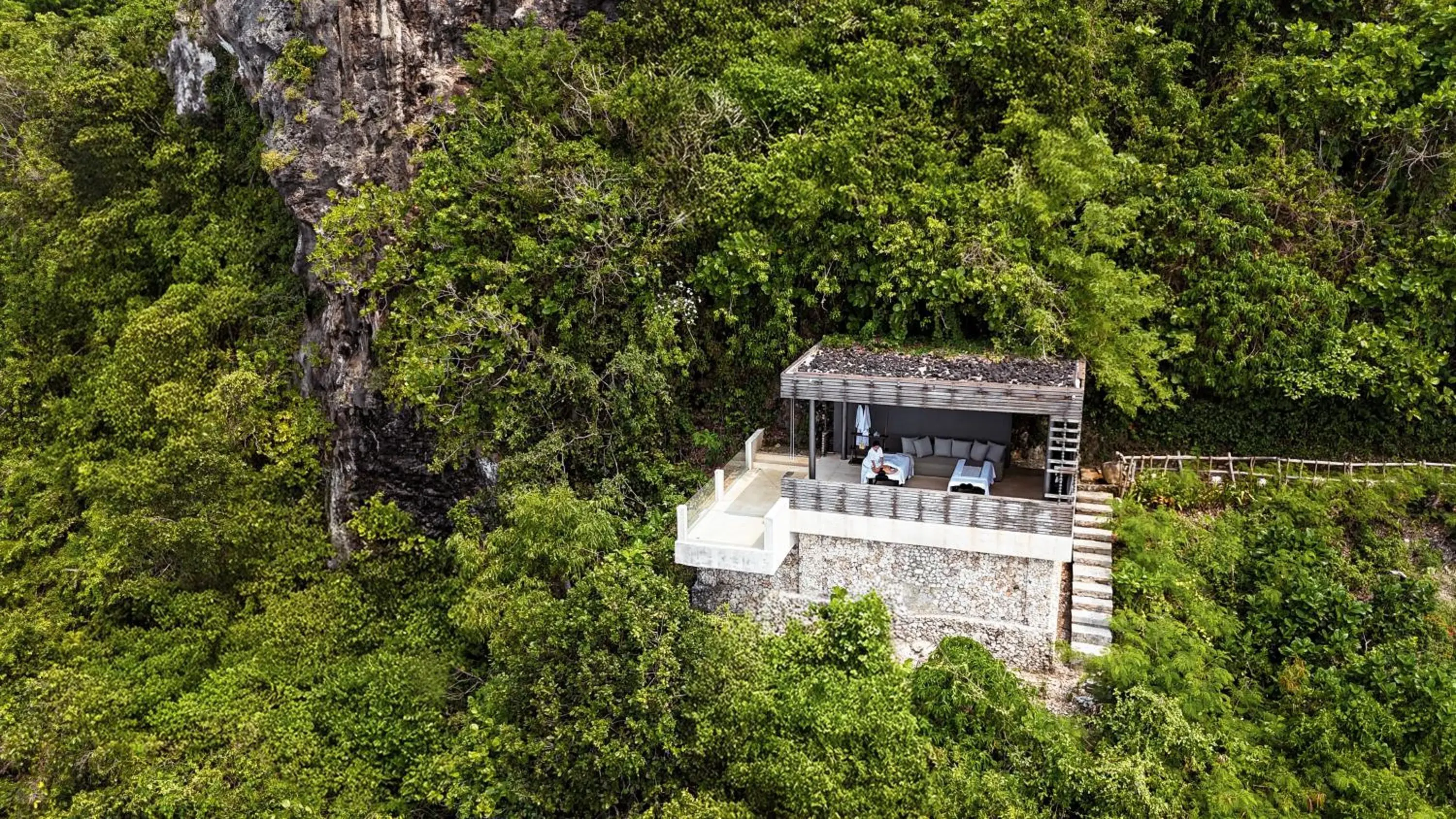 Spa and wellness centre/facilities in Alila Villas Uluwatu Spa and wellness centre/facilities in Alila Villas Uluwatu