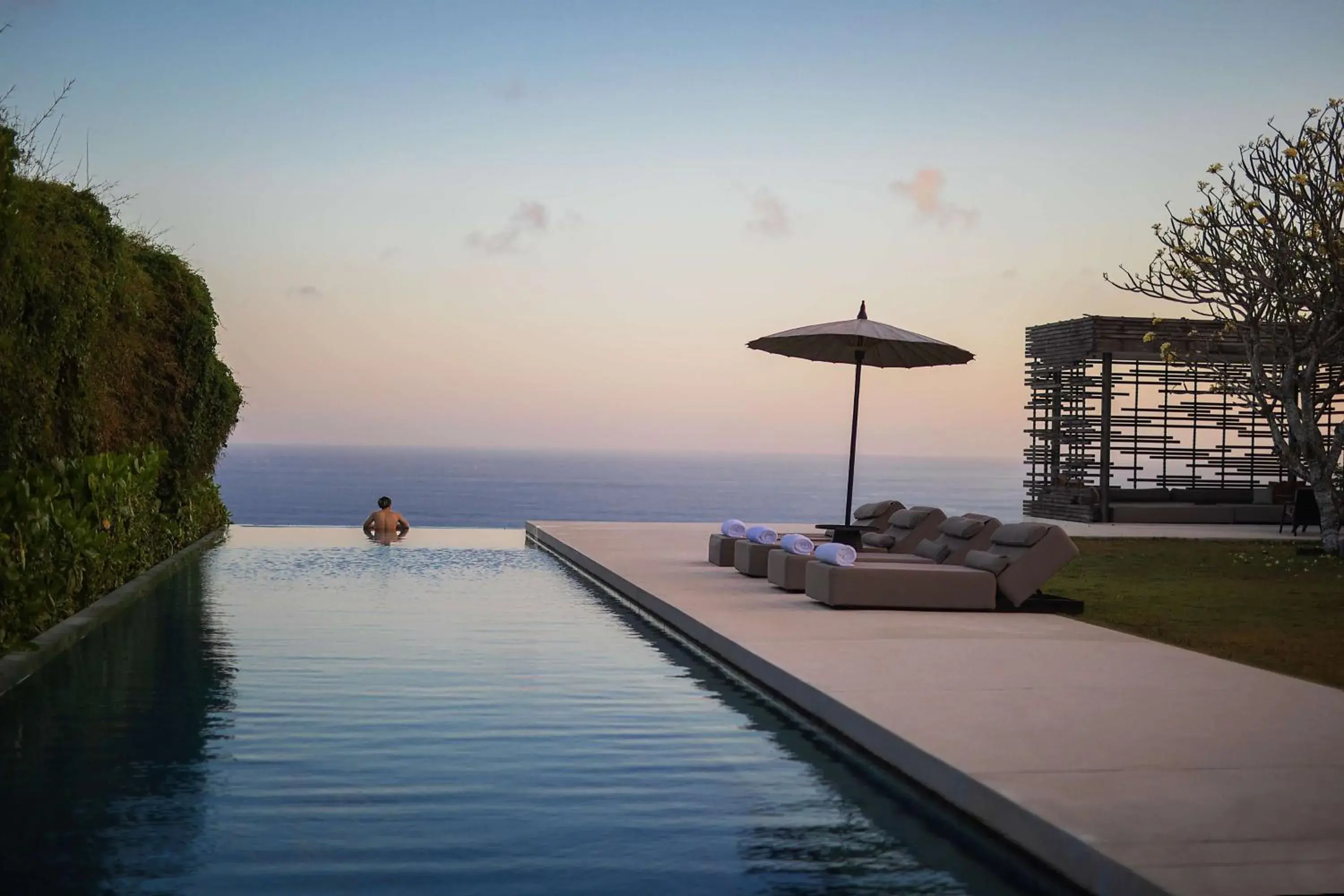 Swimming pool in Alila Villas Uluwatu Swimming pool in Alila Villas Uluwatu