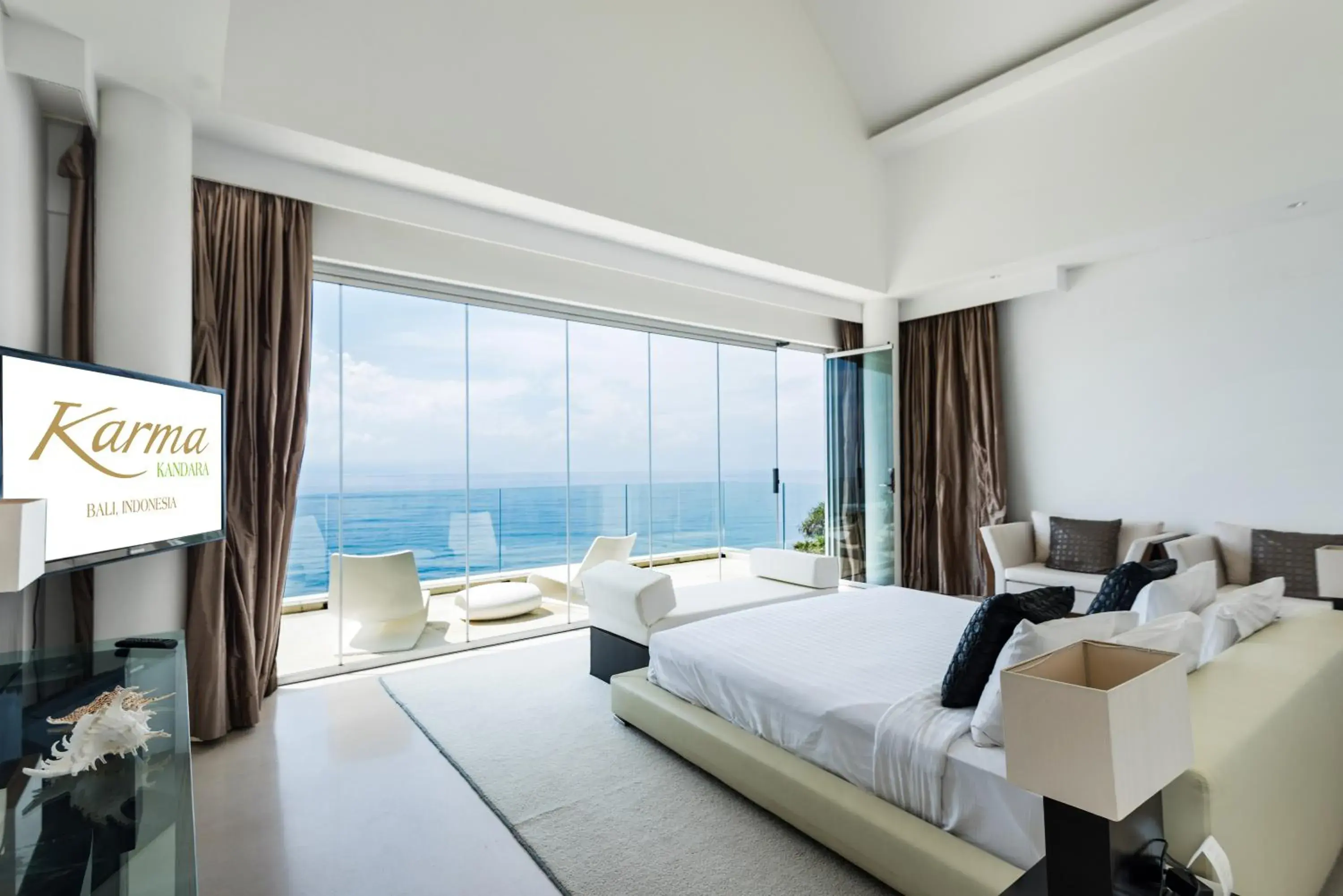 Karma Grand Cliff Five-Bedroom Villa Nirvana in Karma Kandara Karma Grand Cliff Five-Bedroom Villa Nirvana in Karma Kandara