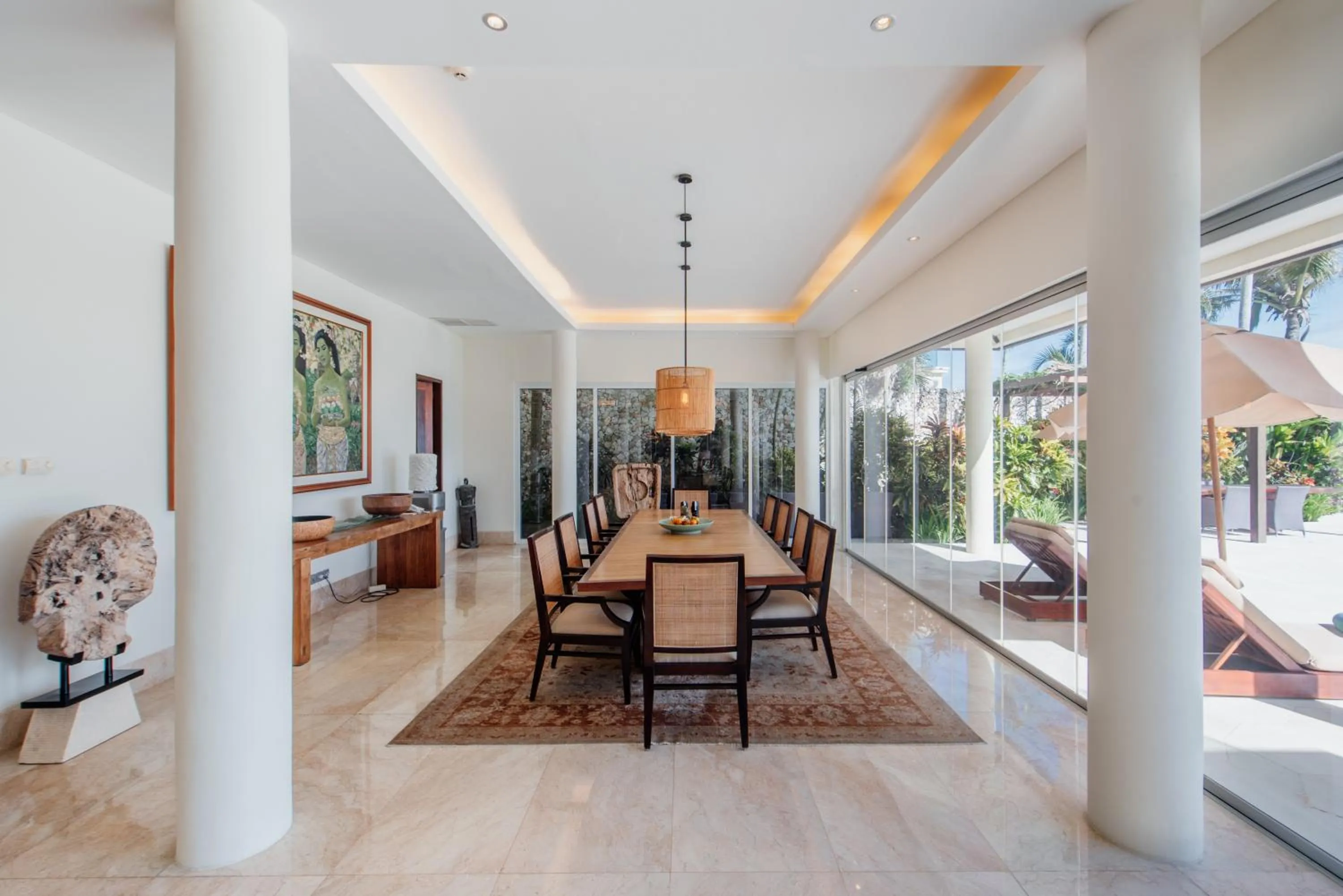 Dining area in Karma Kandara