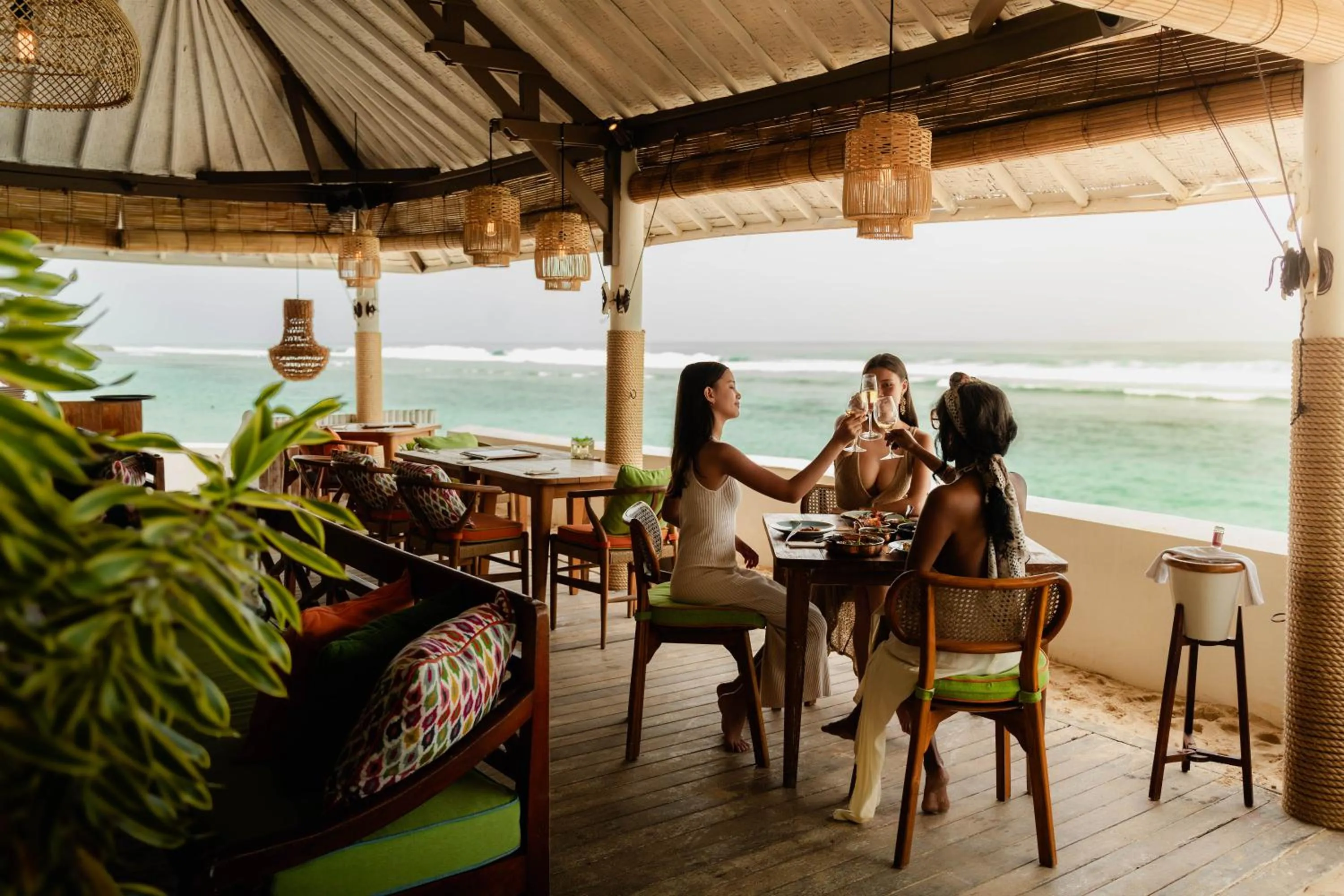 Restaurant/places to eat in Karma Kandara