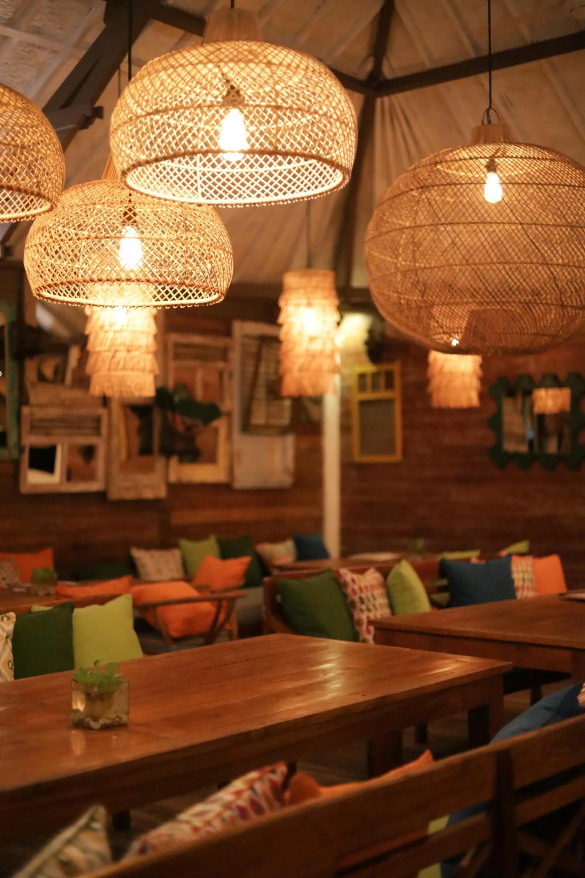 Restaurant/places to eat in Karma Kandara