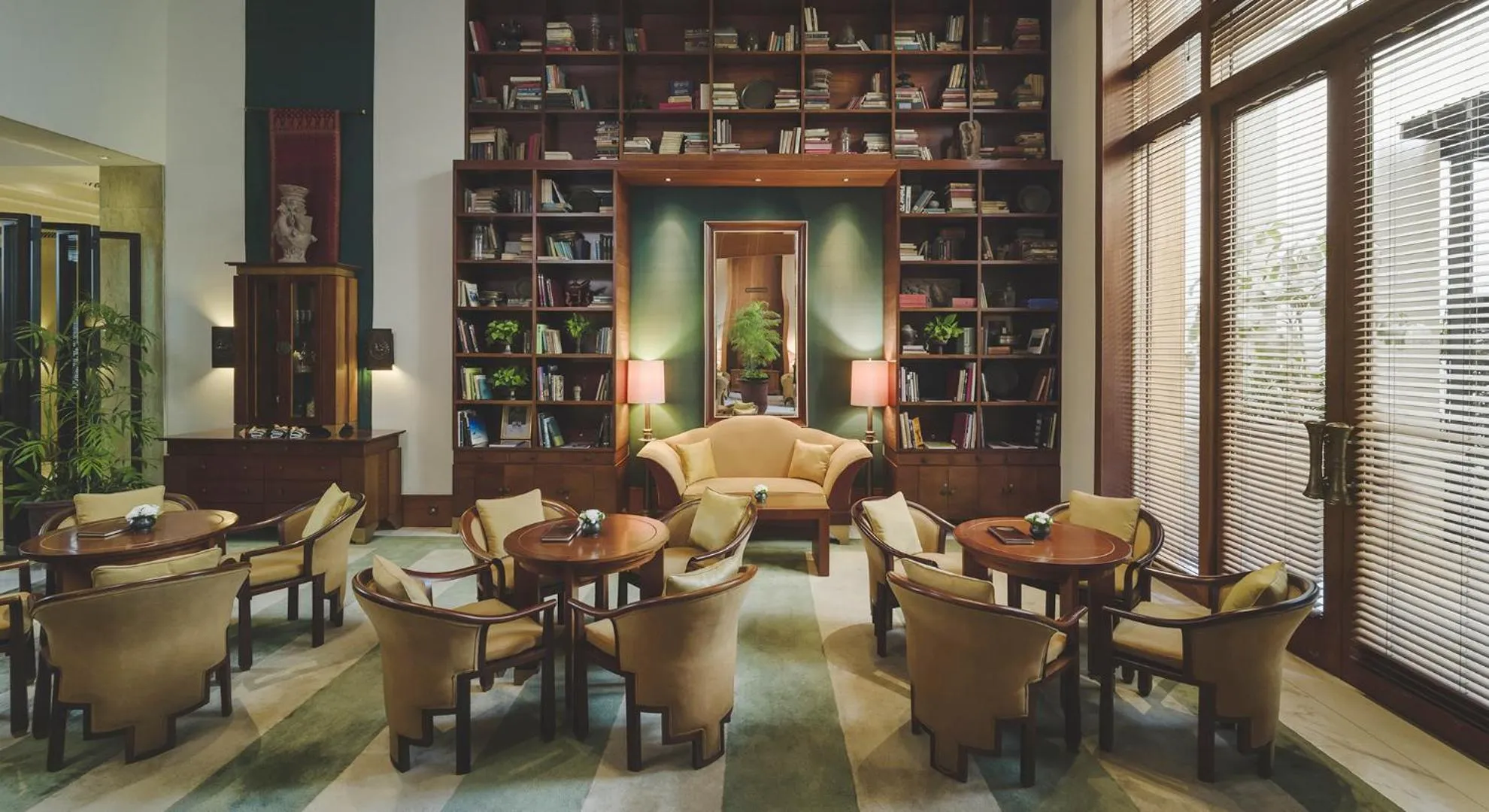 Lounge or bar in The Dharmawangsa Jakarta