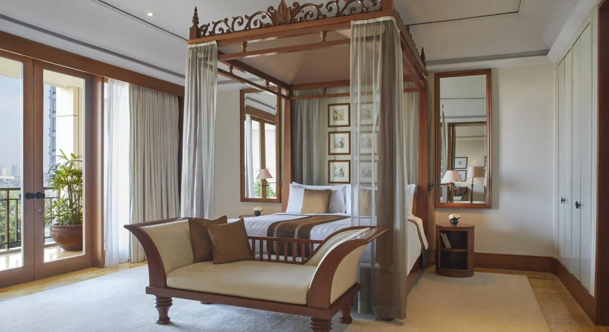 Decorative detail, Bed in The Dharmawangsa Jakarta Decorative detail, Bed in The Dharmawangsa Jakarta