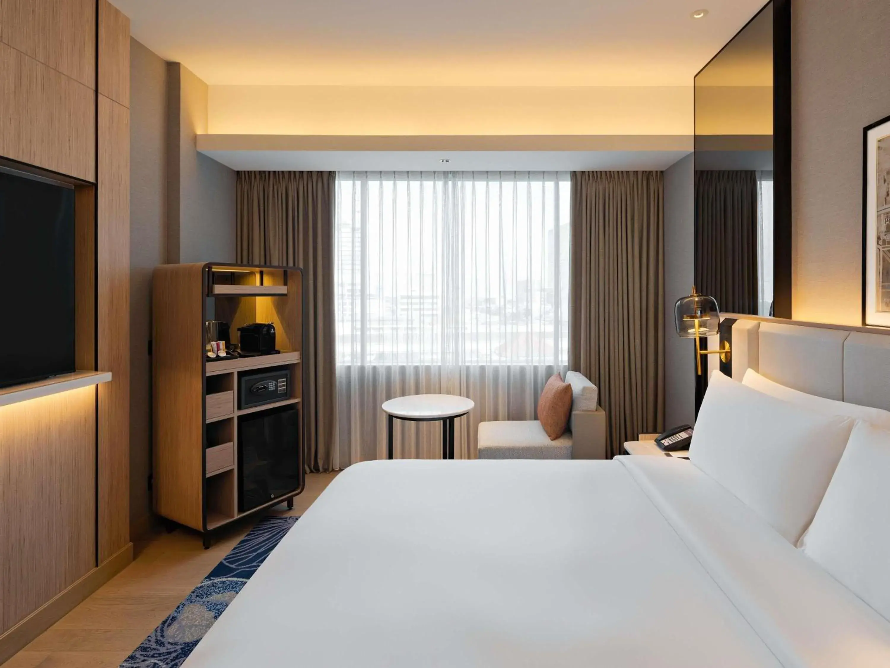 Bedroom, Bed in Mövenpick Hotel Jakarta City Centre Bedroom, Bed in Mövenpick Hotel Jakarta City Centre