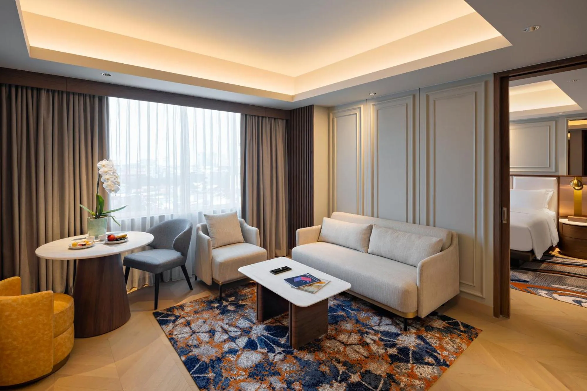 Living room in Mövenpick Hotel Jakarta City Centre