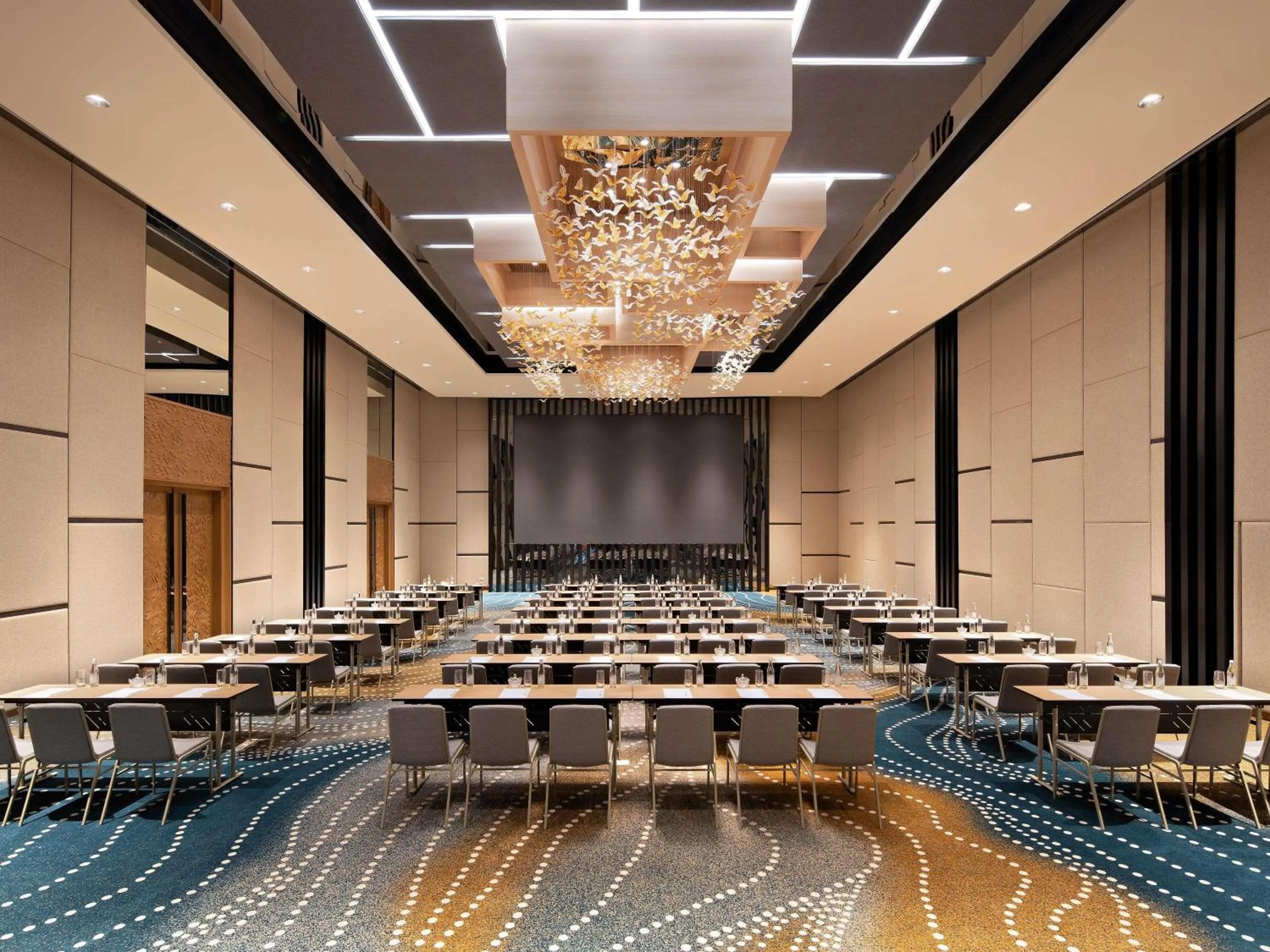 Meeting/conference room in Mövenpick Hotel Jakarta City Centre
