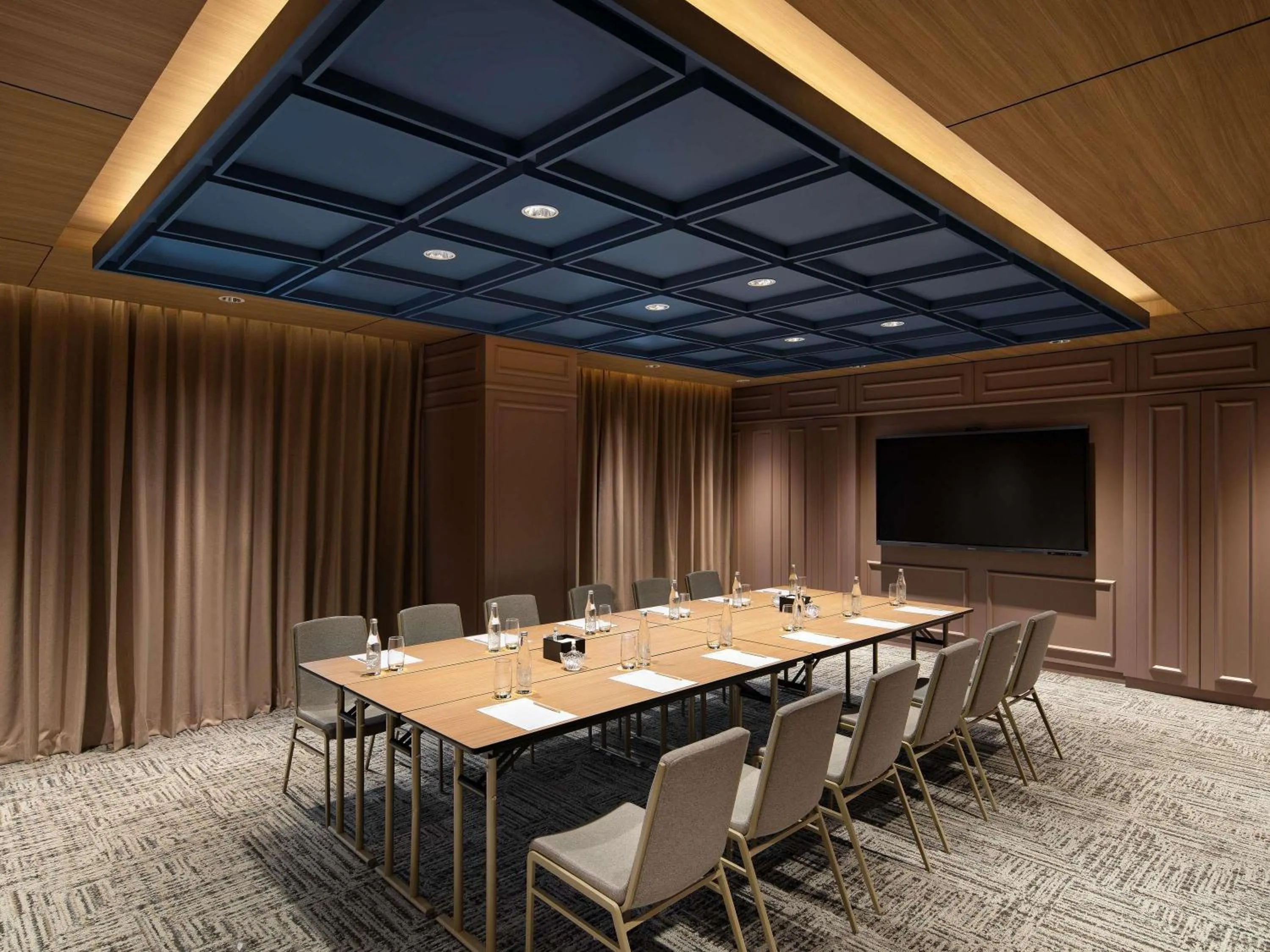 Meeting/conference room in Mövenpick Hotel Jakarta City Centre