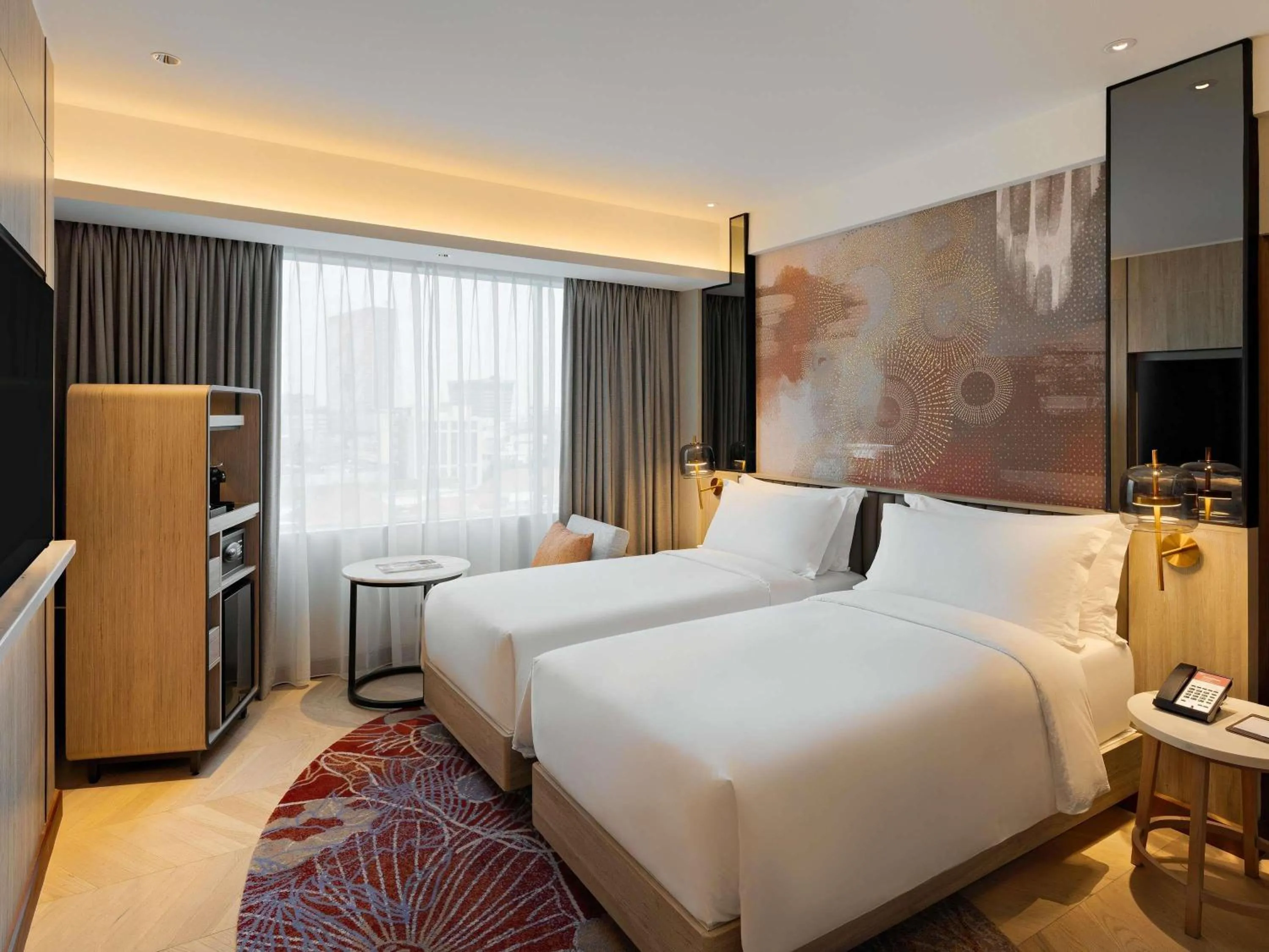 Bedroom, Bed in Mövenpick Hotel Jakarta City Centre