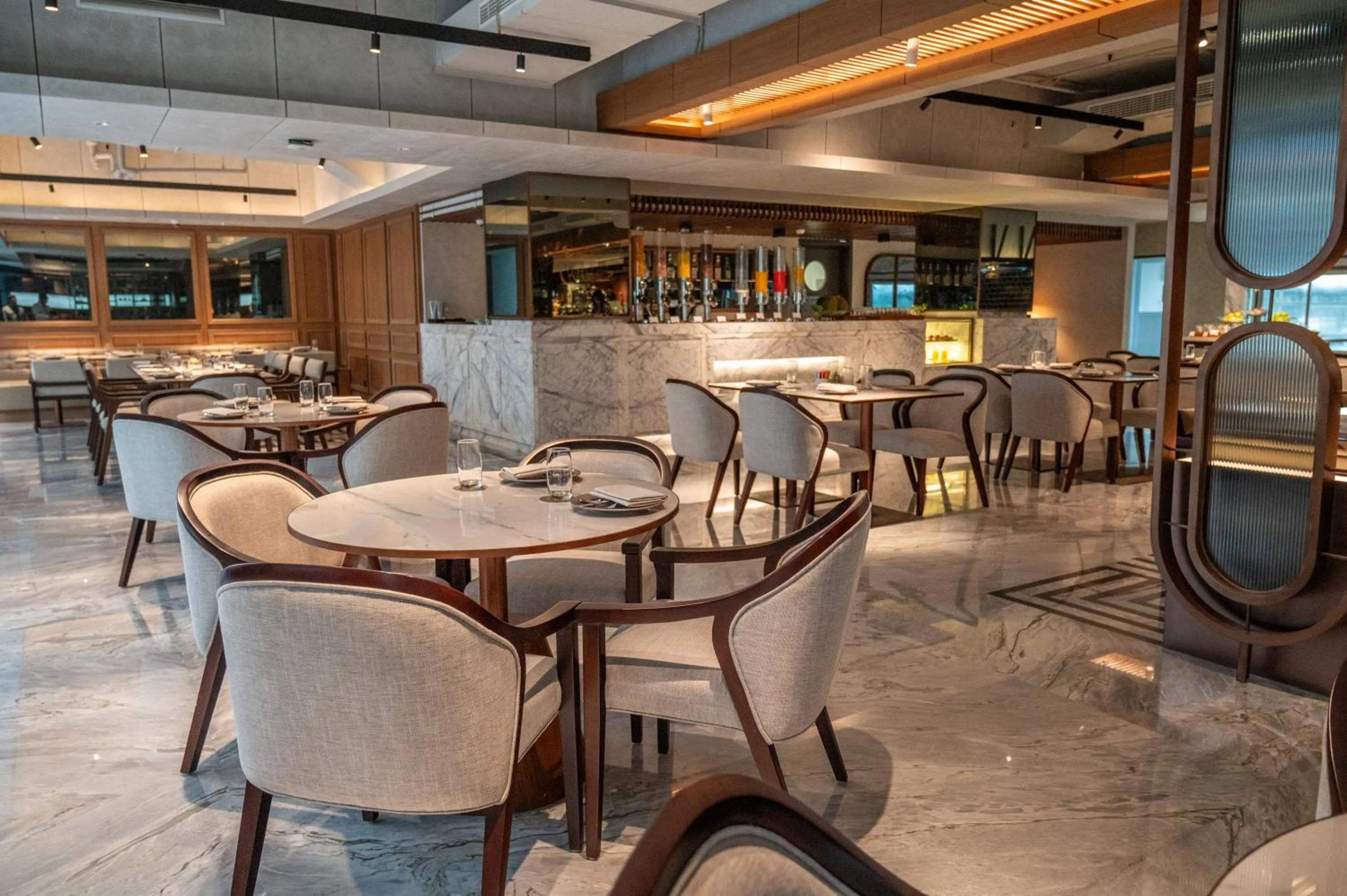 Restaurant/places to eat in Mövenpick Hotel Jakarta City Centre